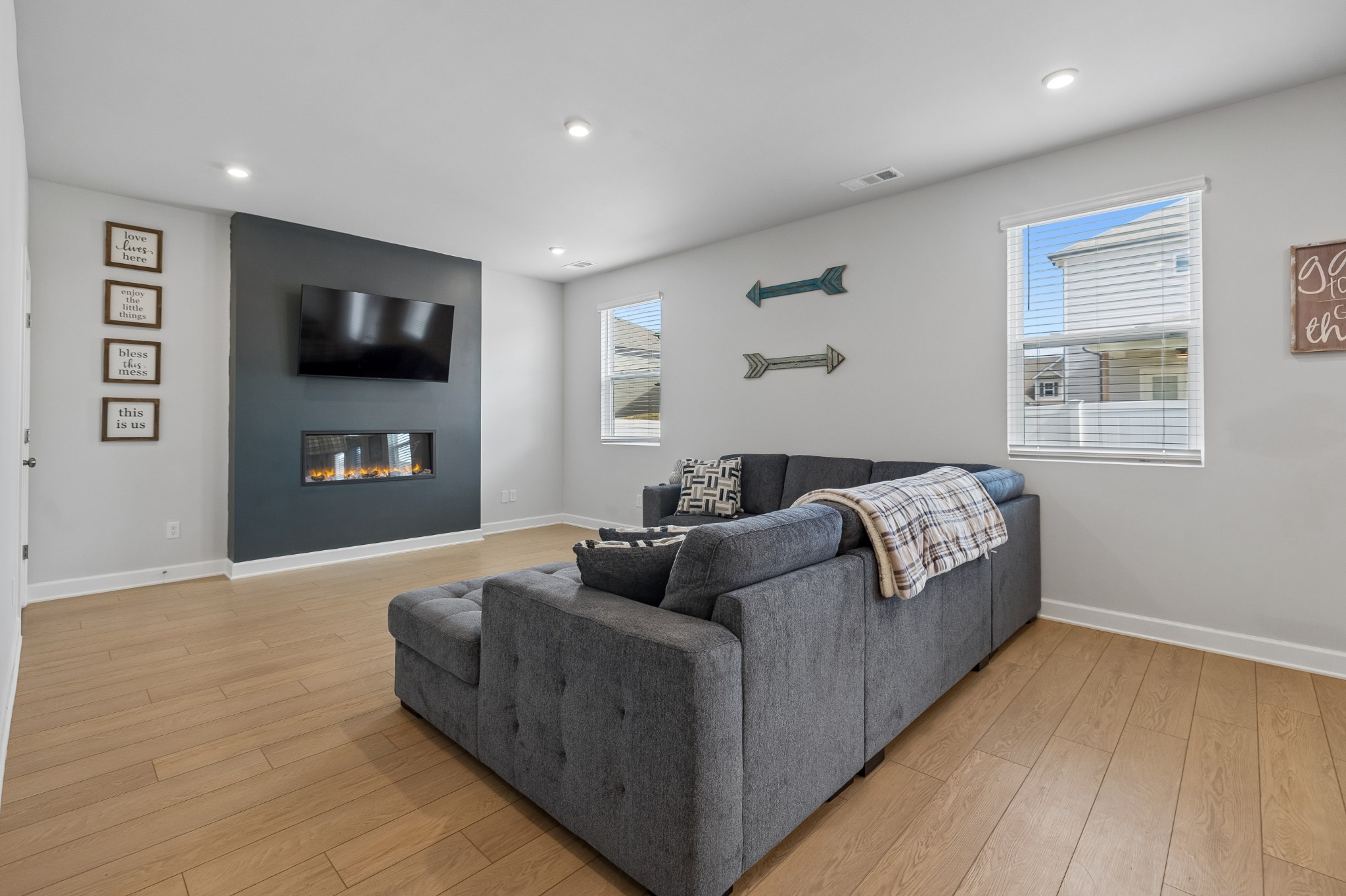 304 Dearborn Sta