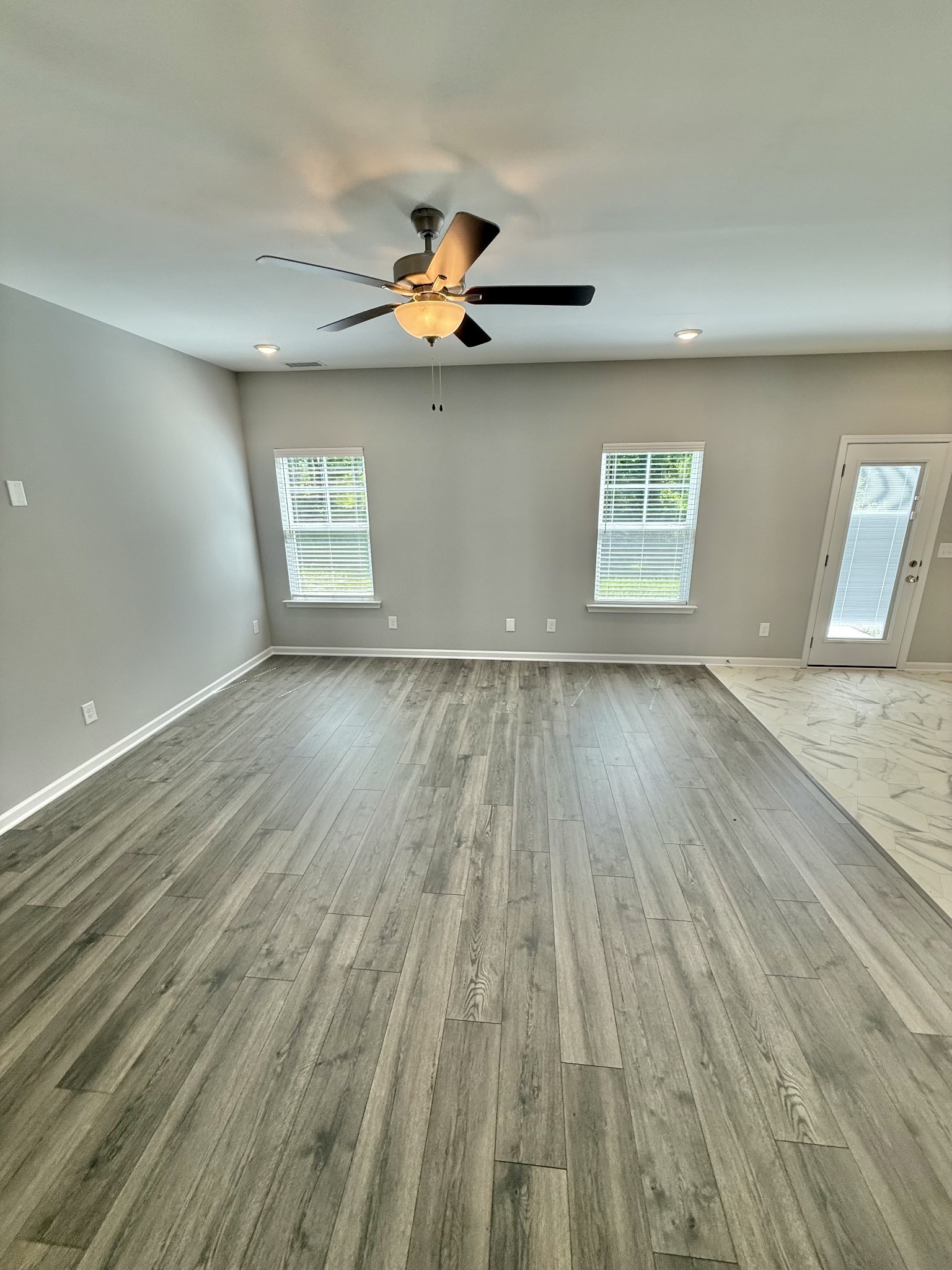 116 Stonehenge Cir