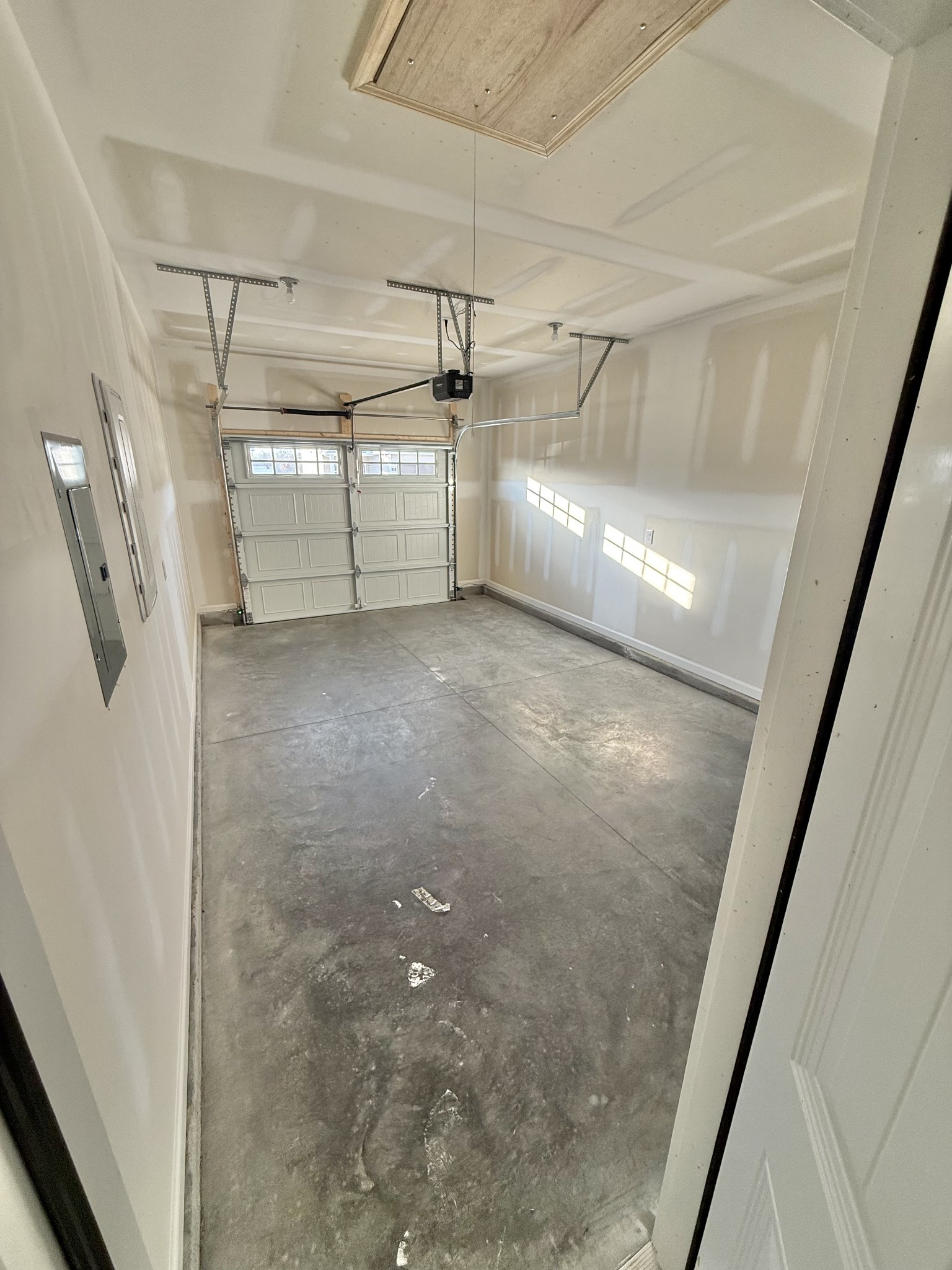 88 Stonehenge Cir