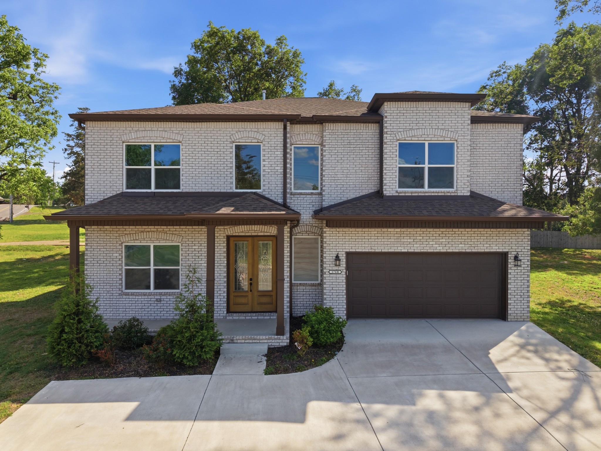 1760 W Main St