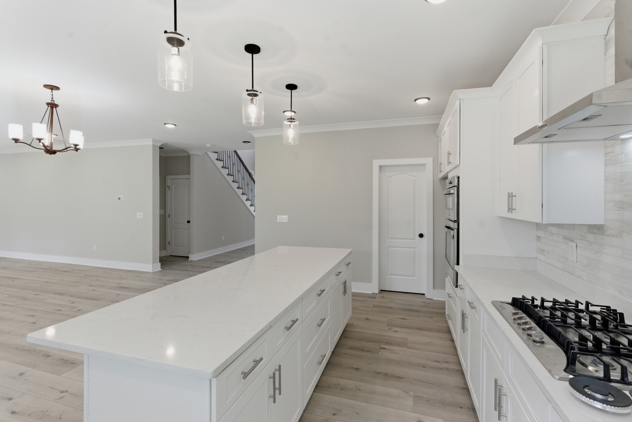 1760 W Main St