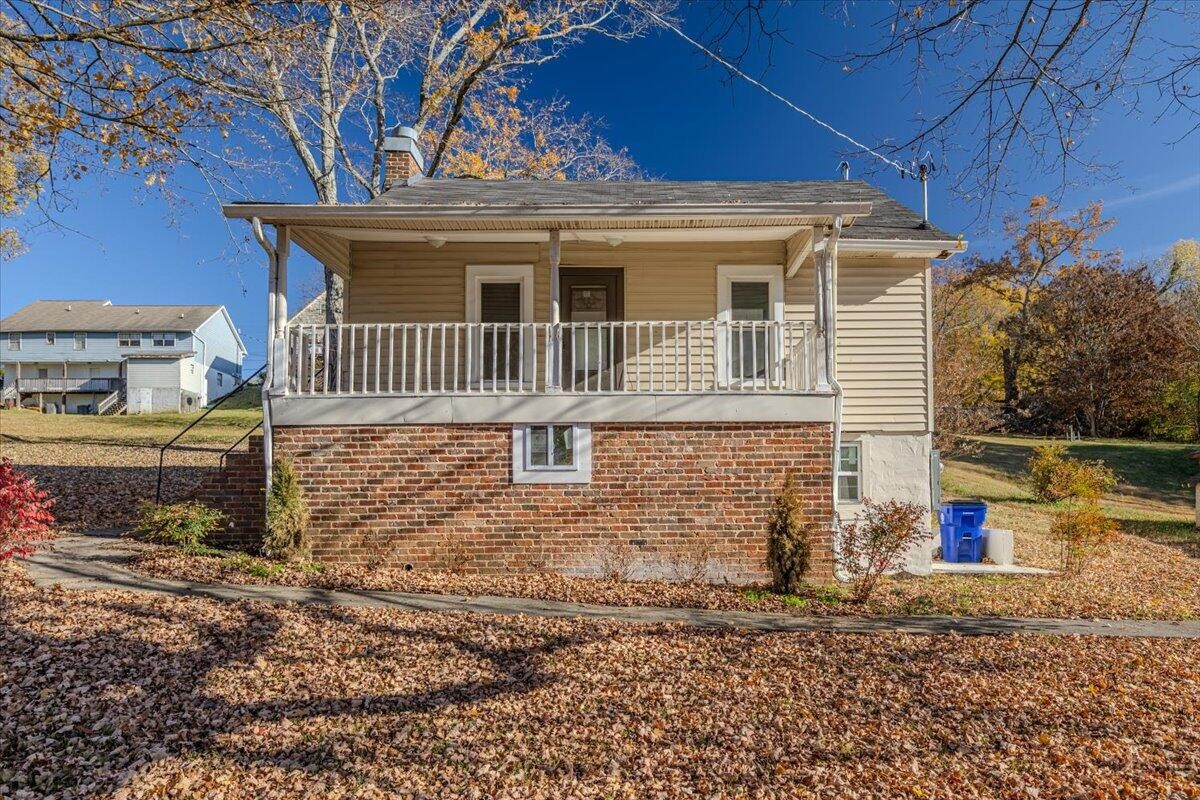 709 Westover Drive, SW