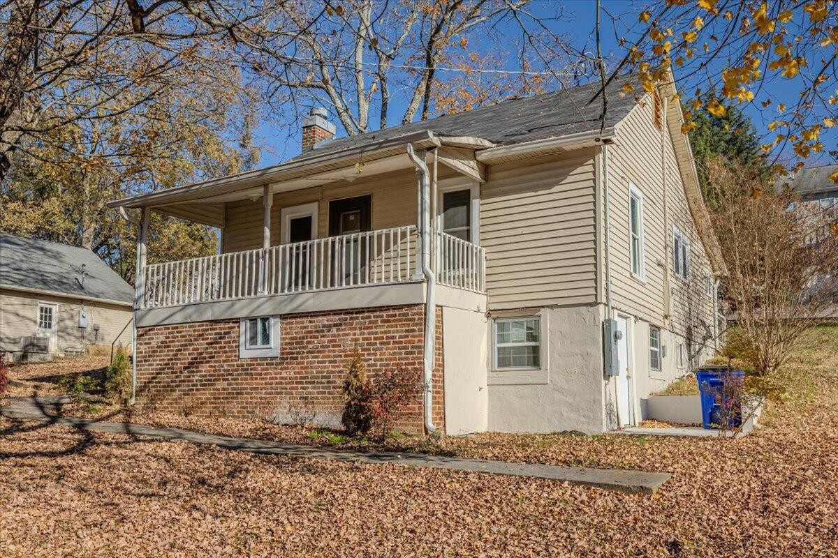 709 Westover Drive, SW