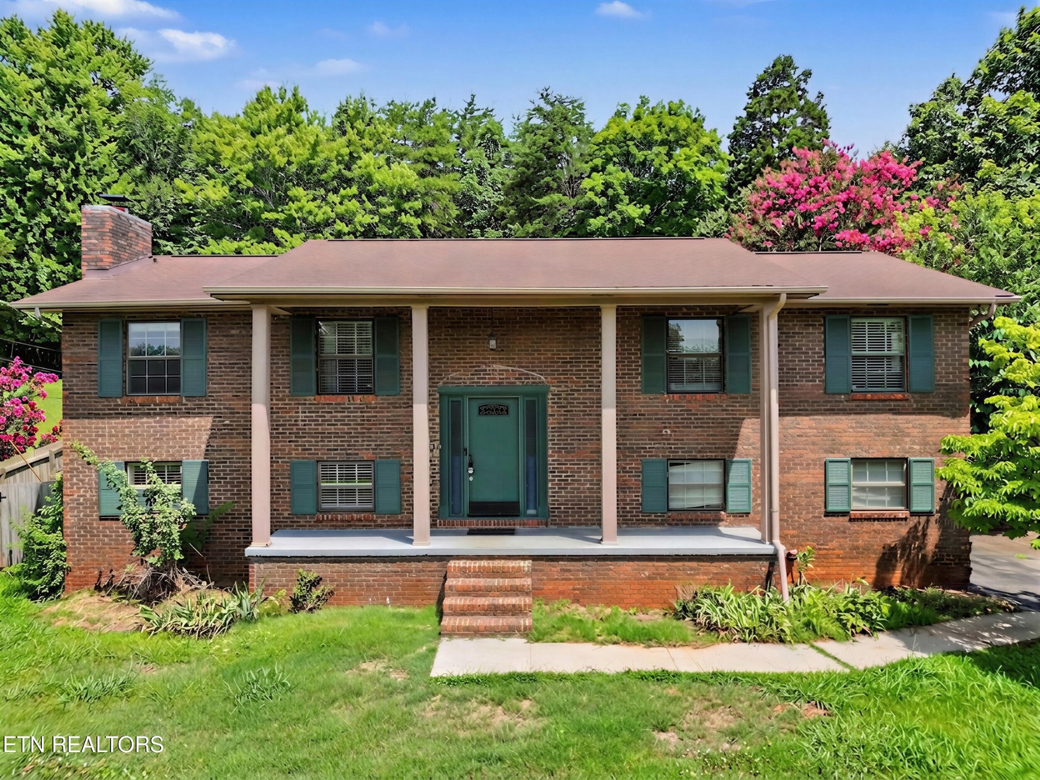 1421 Mount Vista Drive
