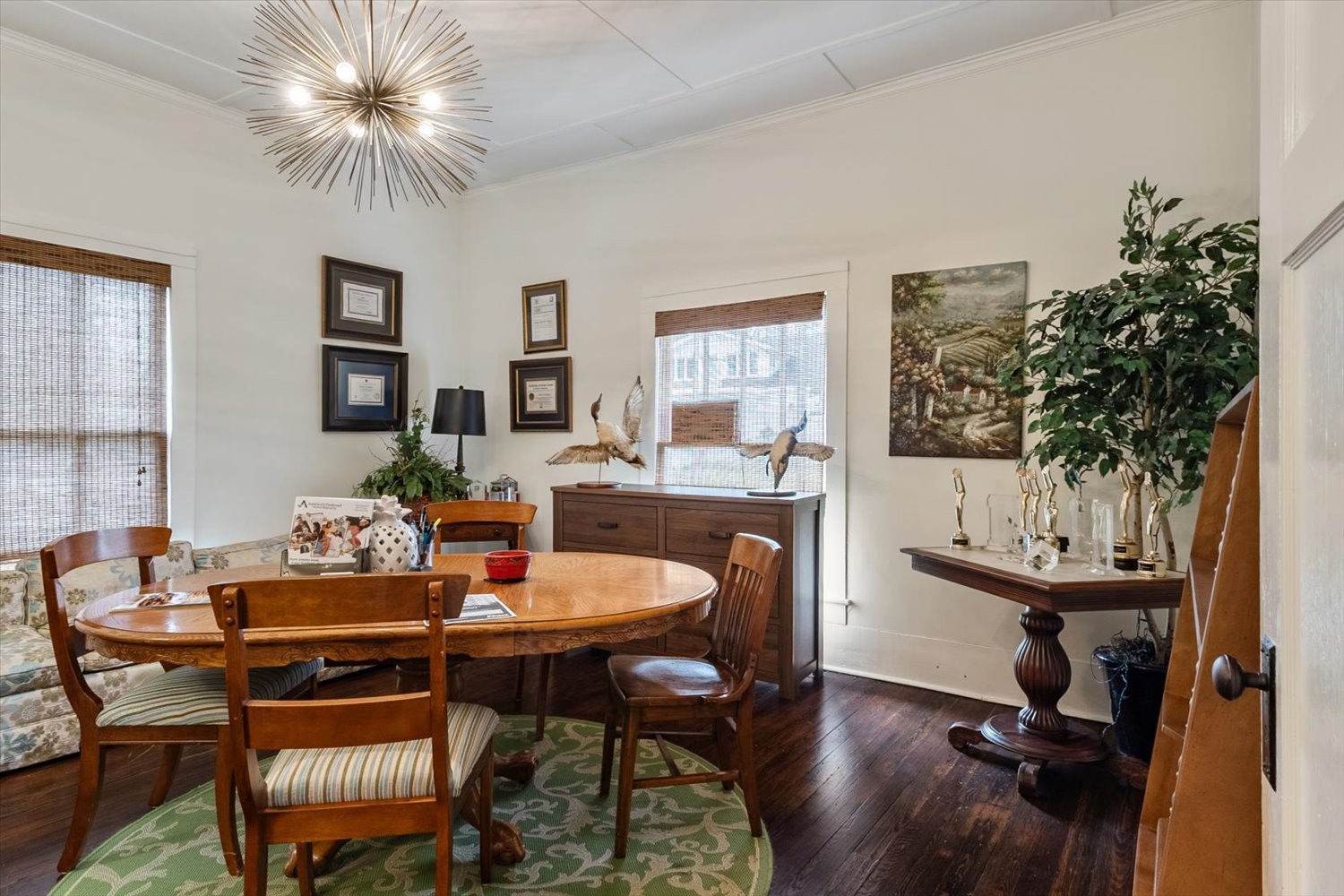 309 2nd Ave, NW