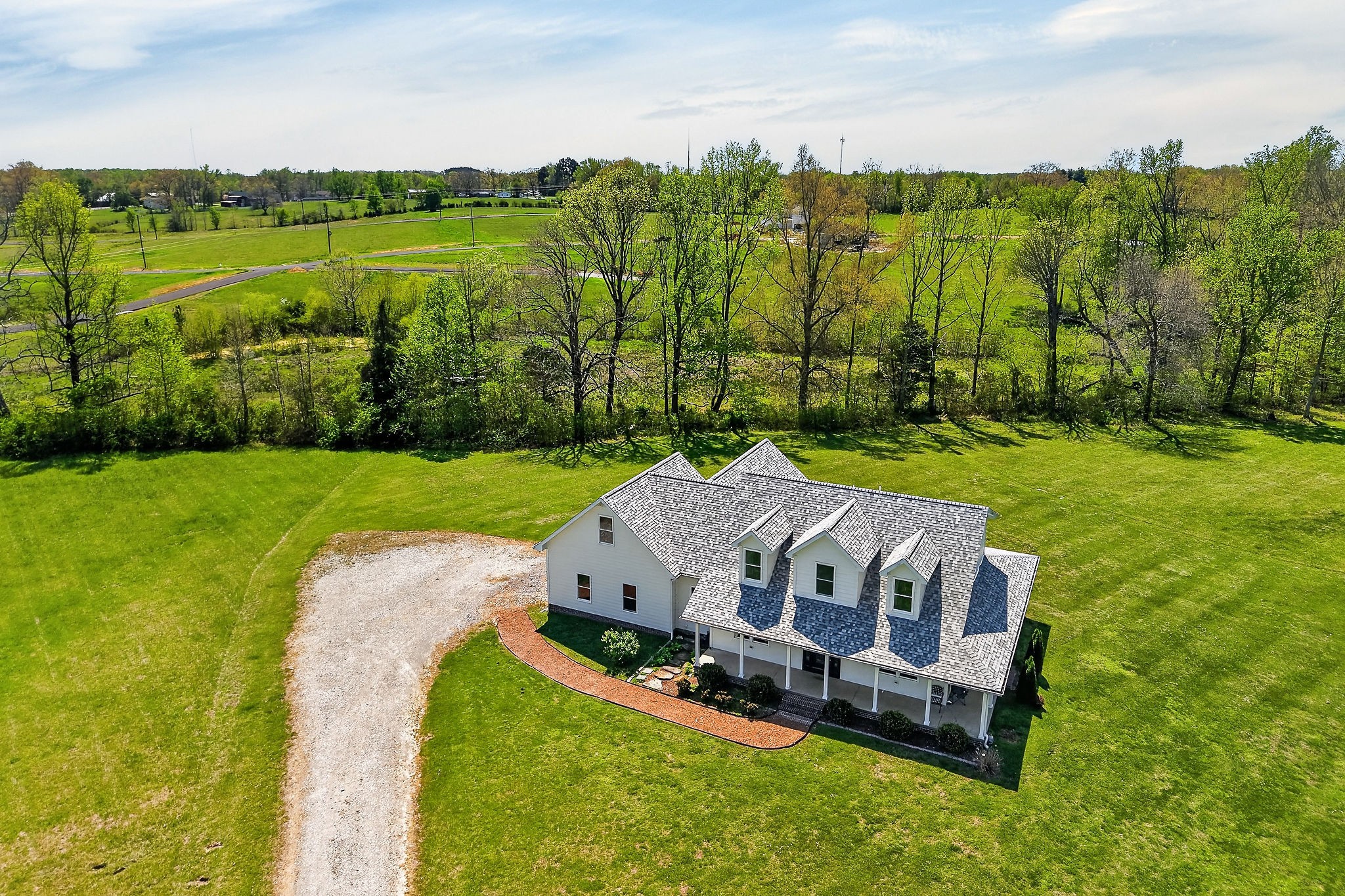 302 Ligon Ln