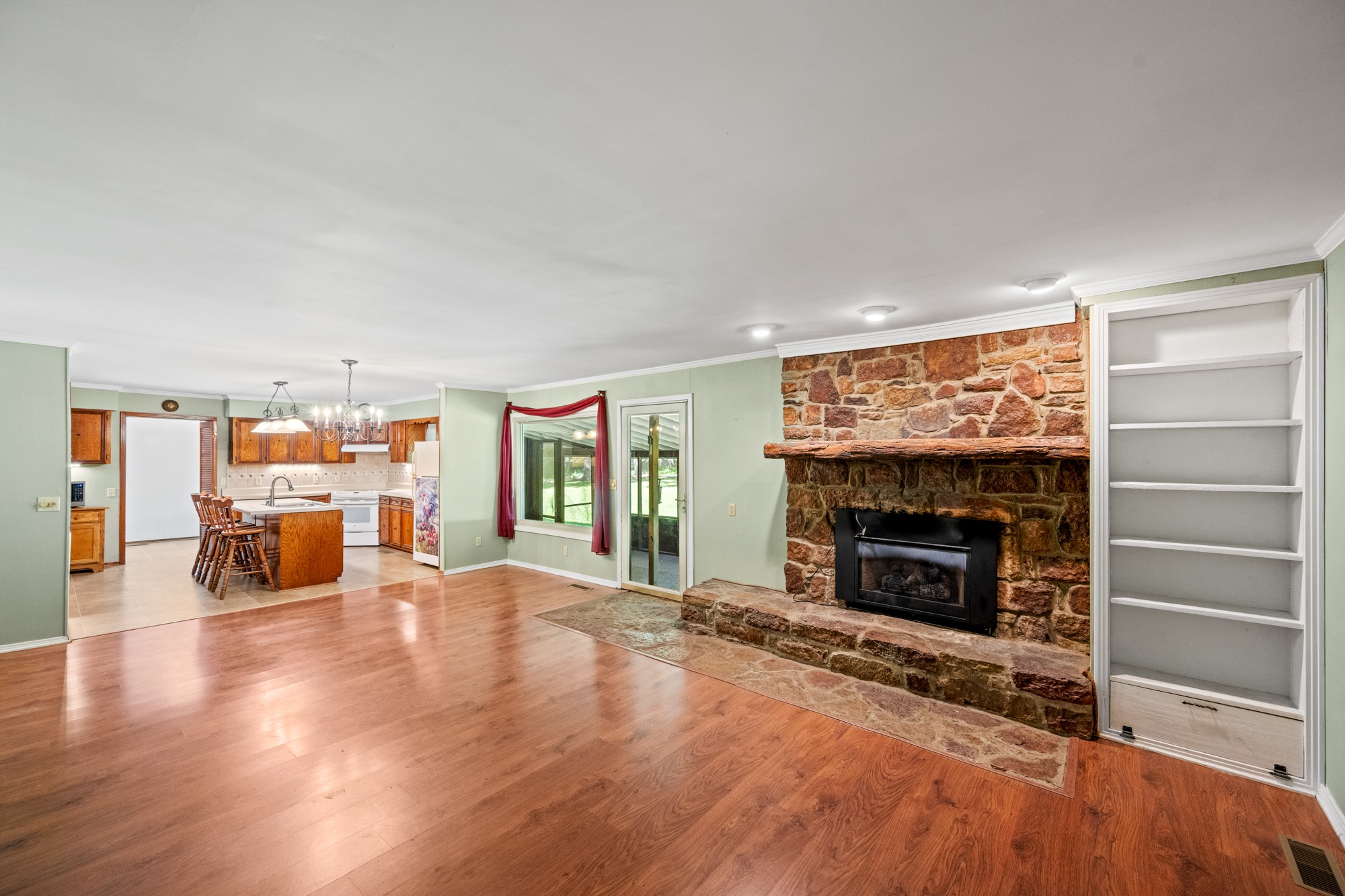 8932 Mount Carmel Rd