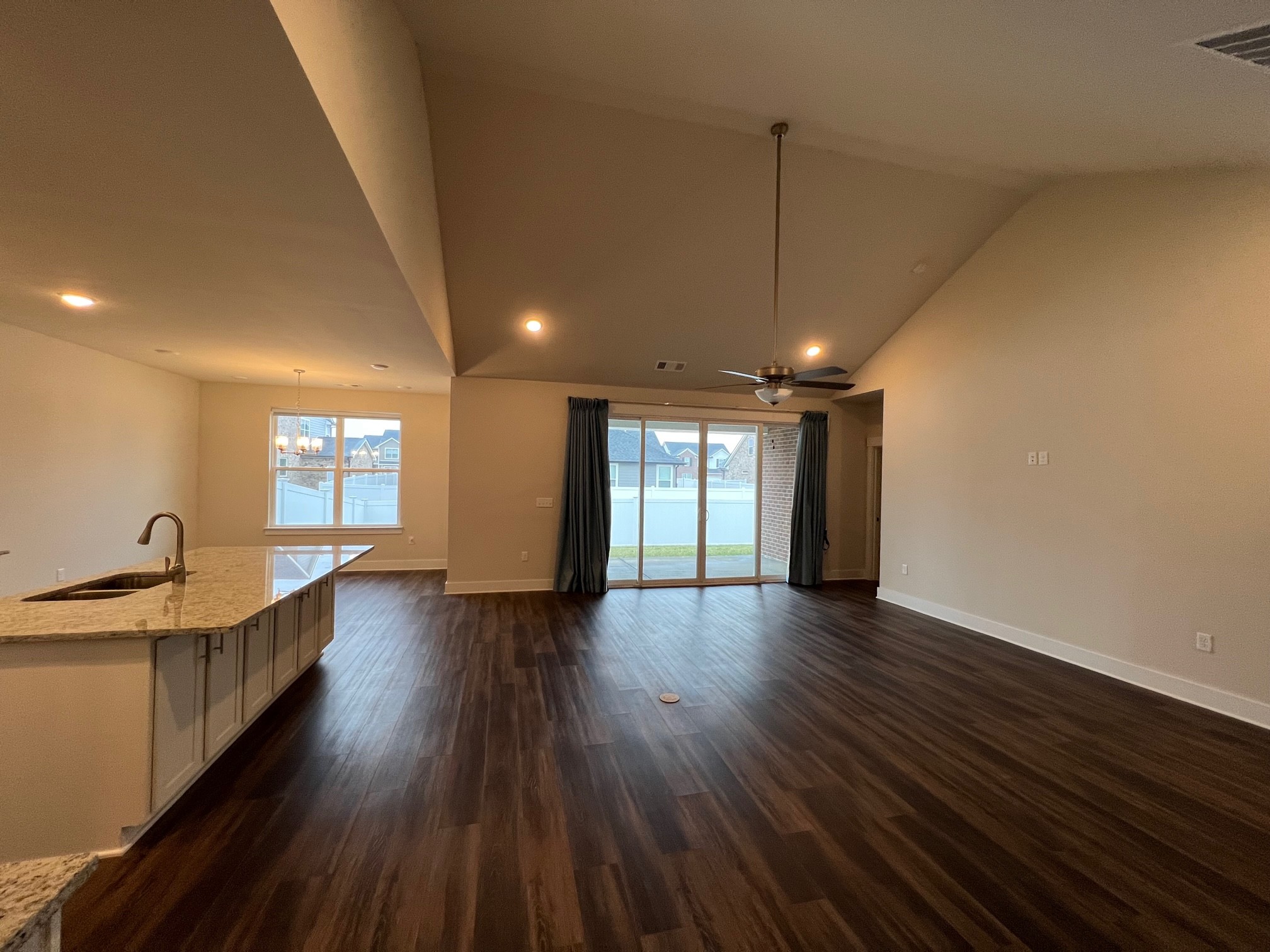 2402 Blue Heron Dr