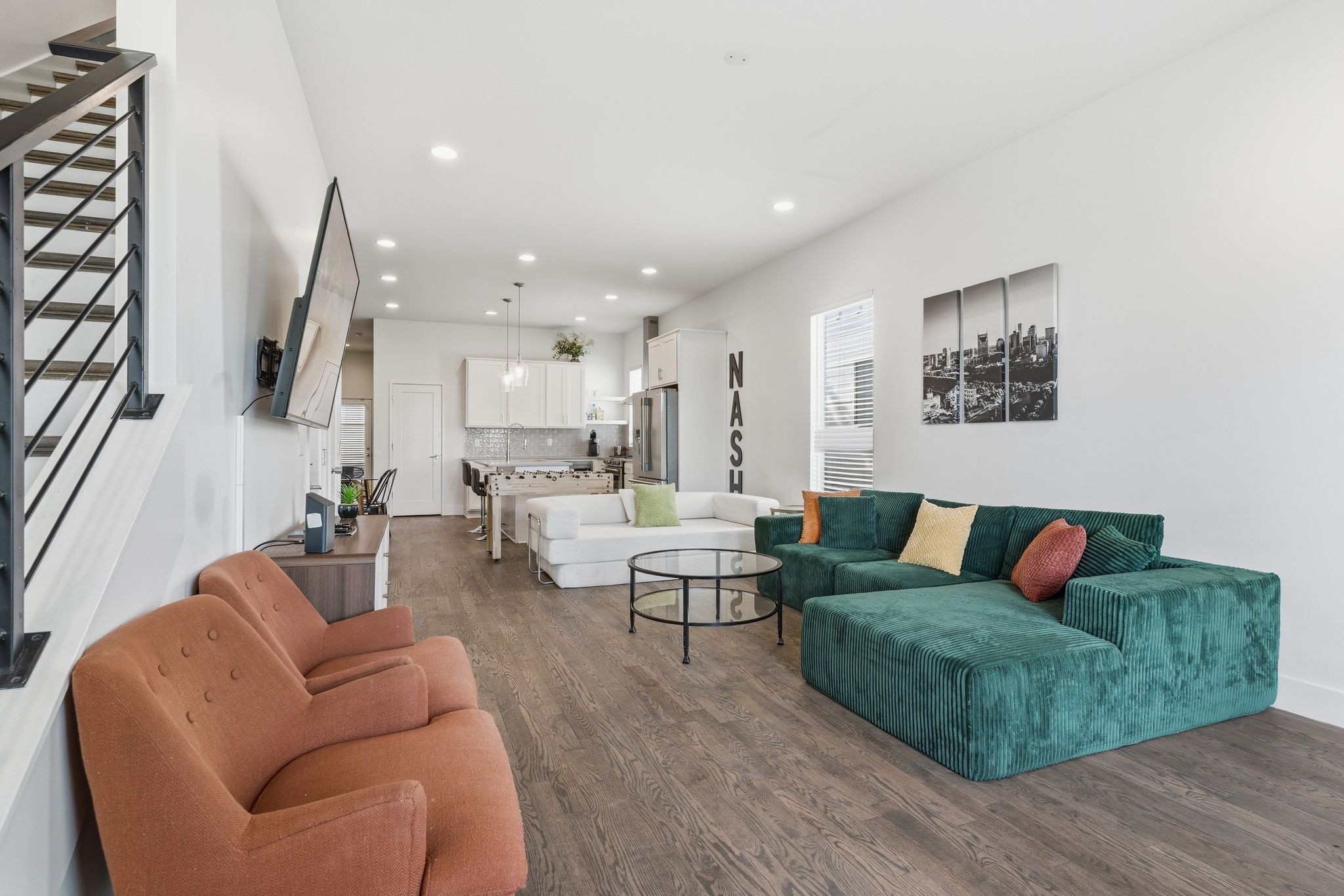 113B Elmhurst Ave
