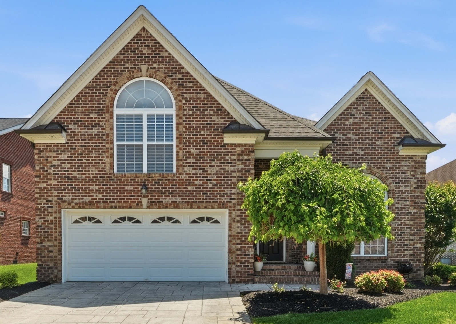 1145 Isaac Franklin Dr