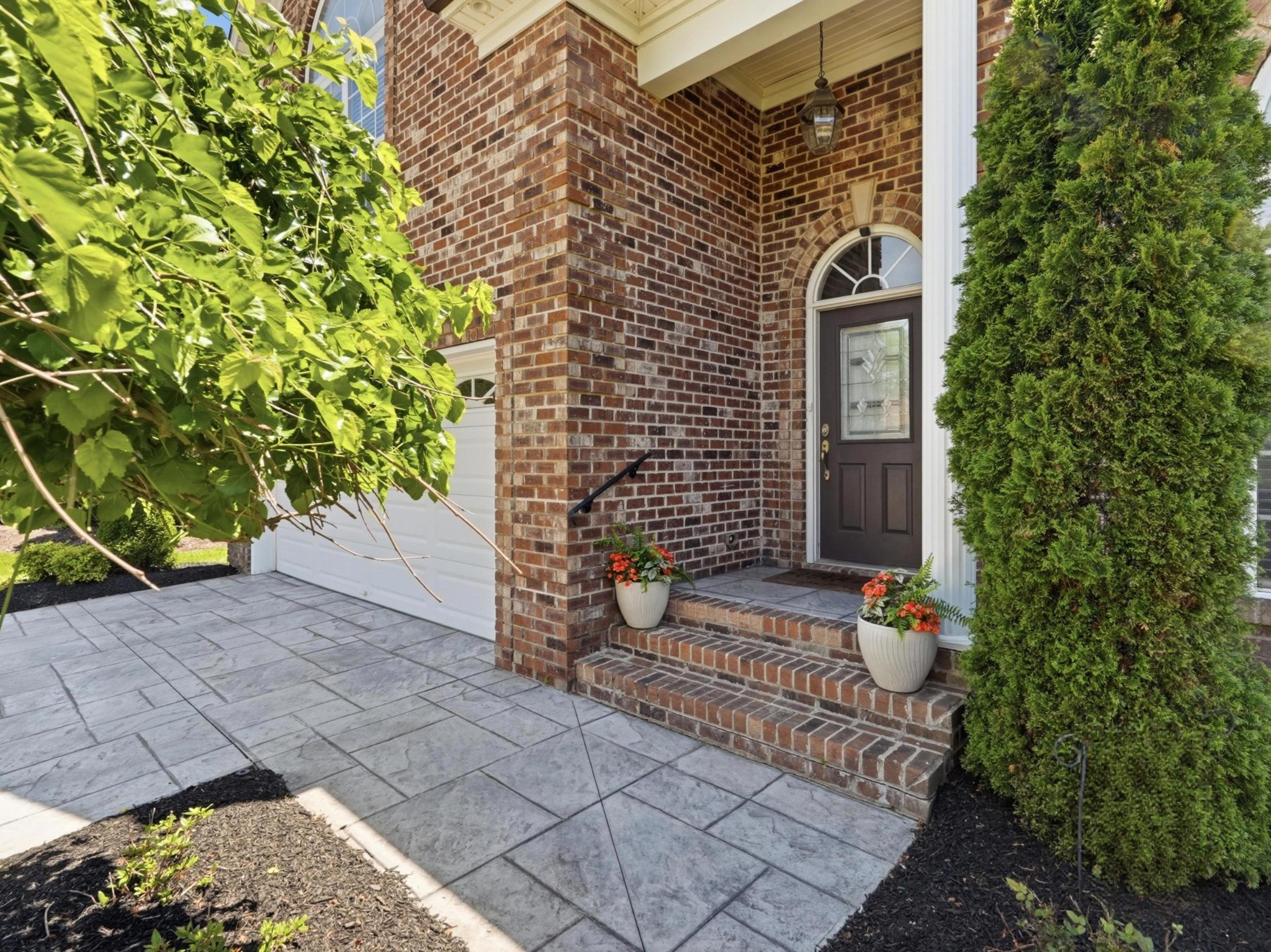 1145 Isaac Franklin Dr