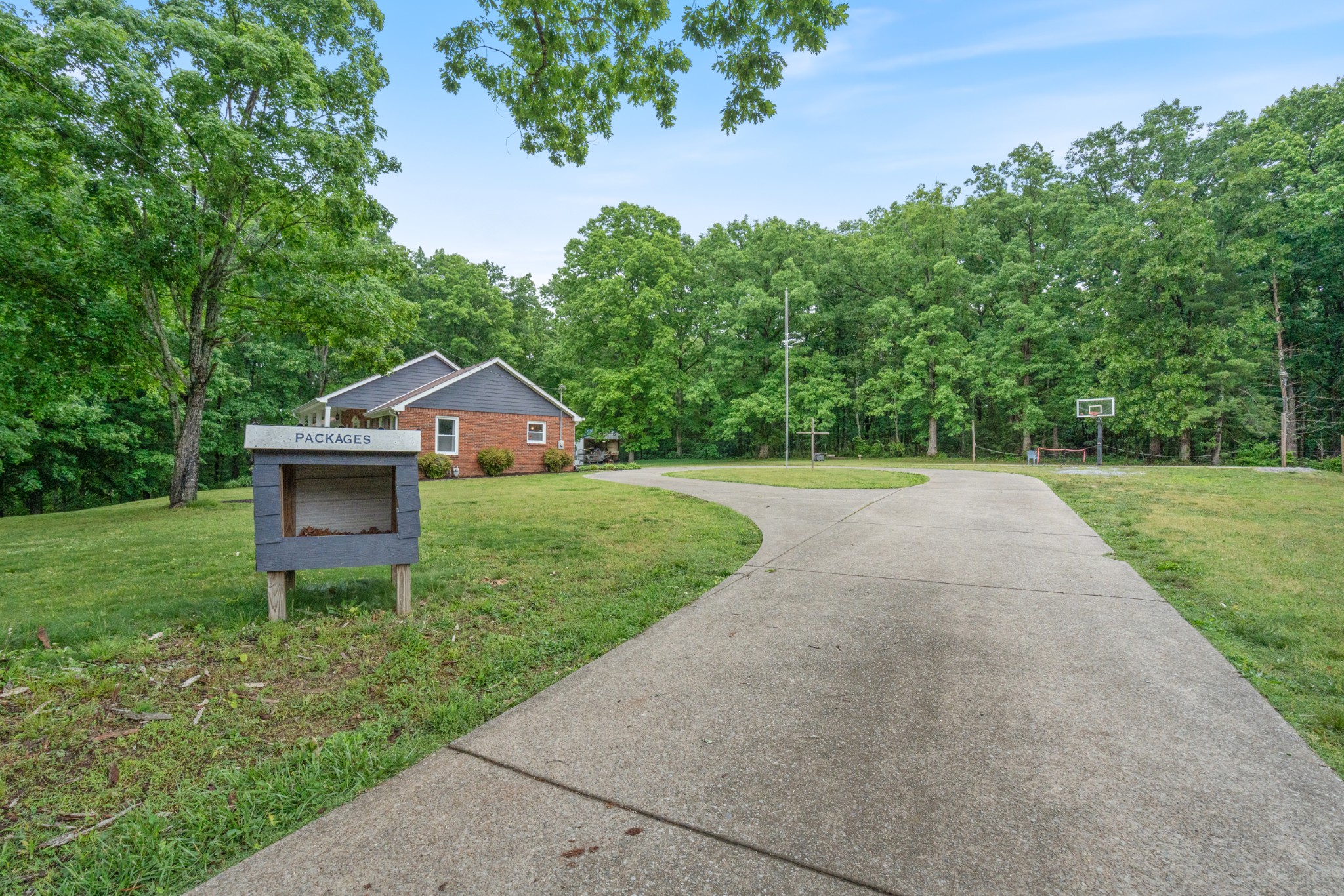 216 Rouse Rd