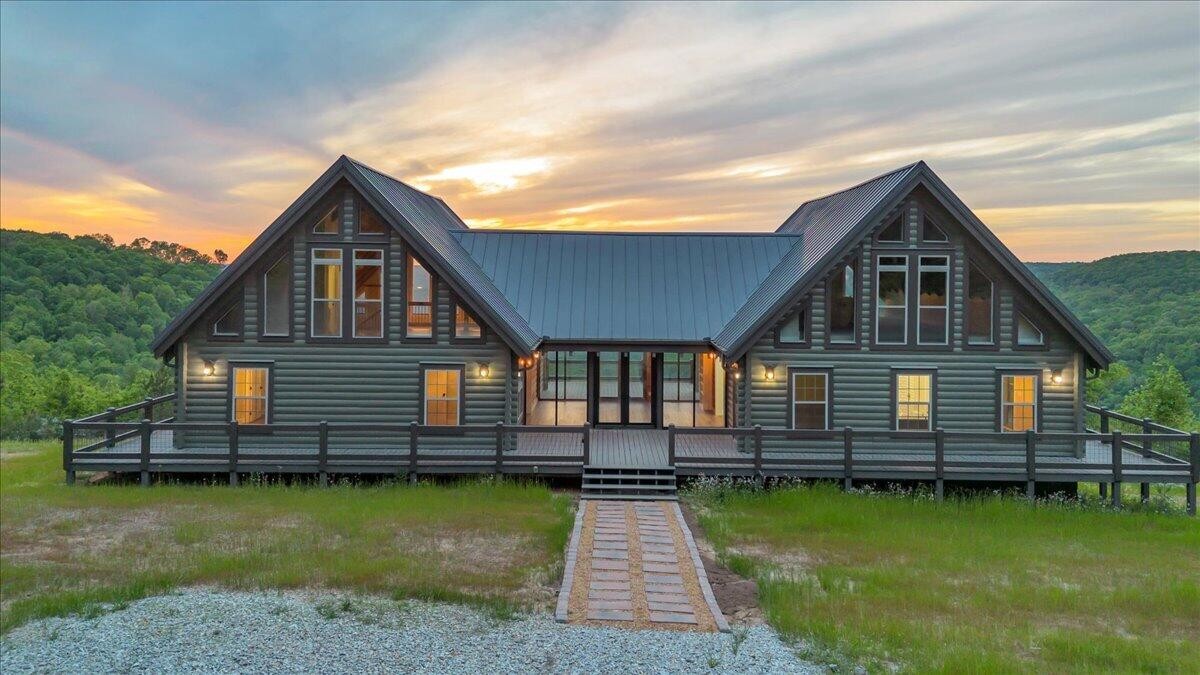 315 Morris Point Lane