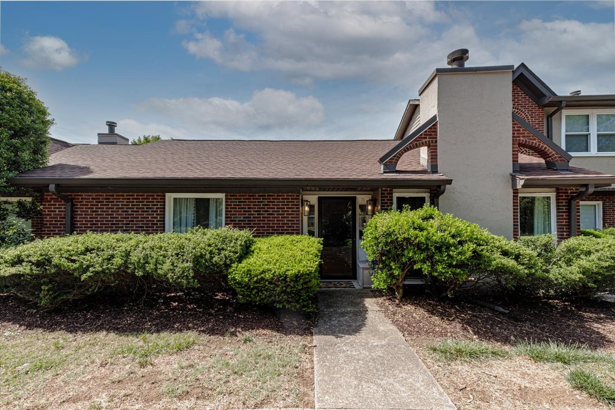 237 Highland Villa Cir