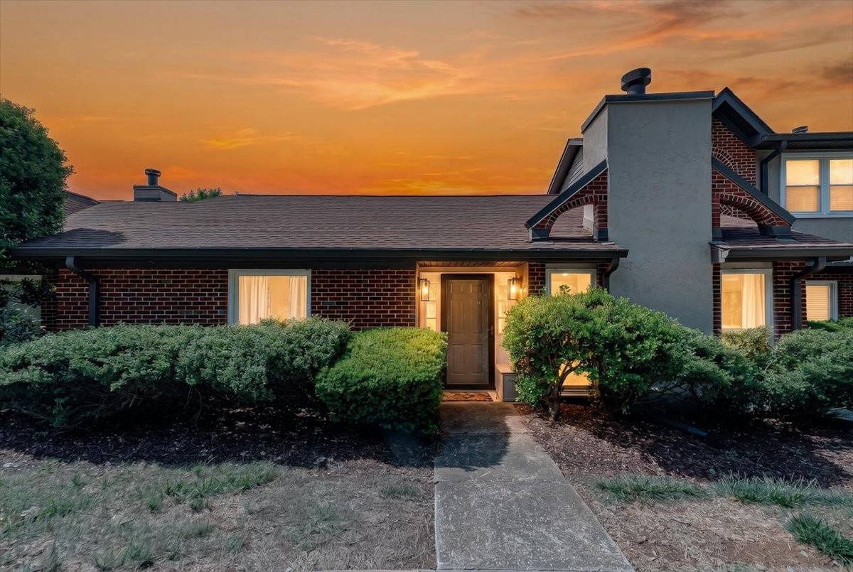 237 Highland Villa Cir