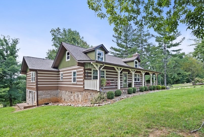 200 Duke Ln