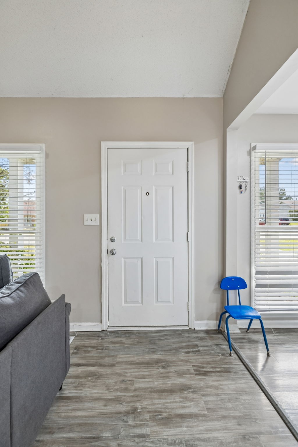 1036 Roedeer Dr