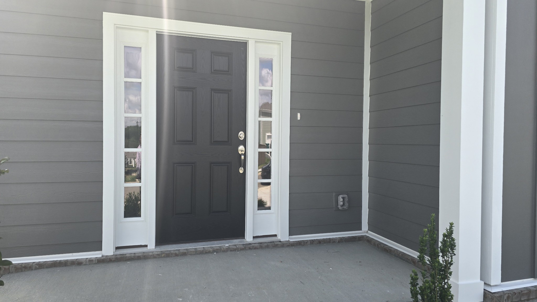 6104 Saxlingham Pl