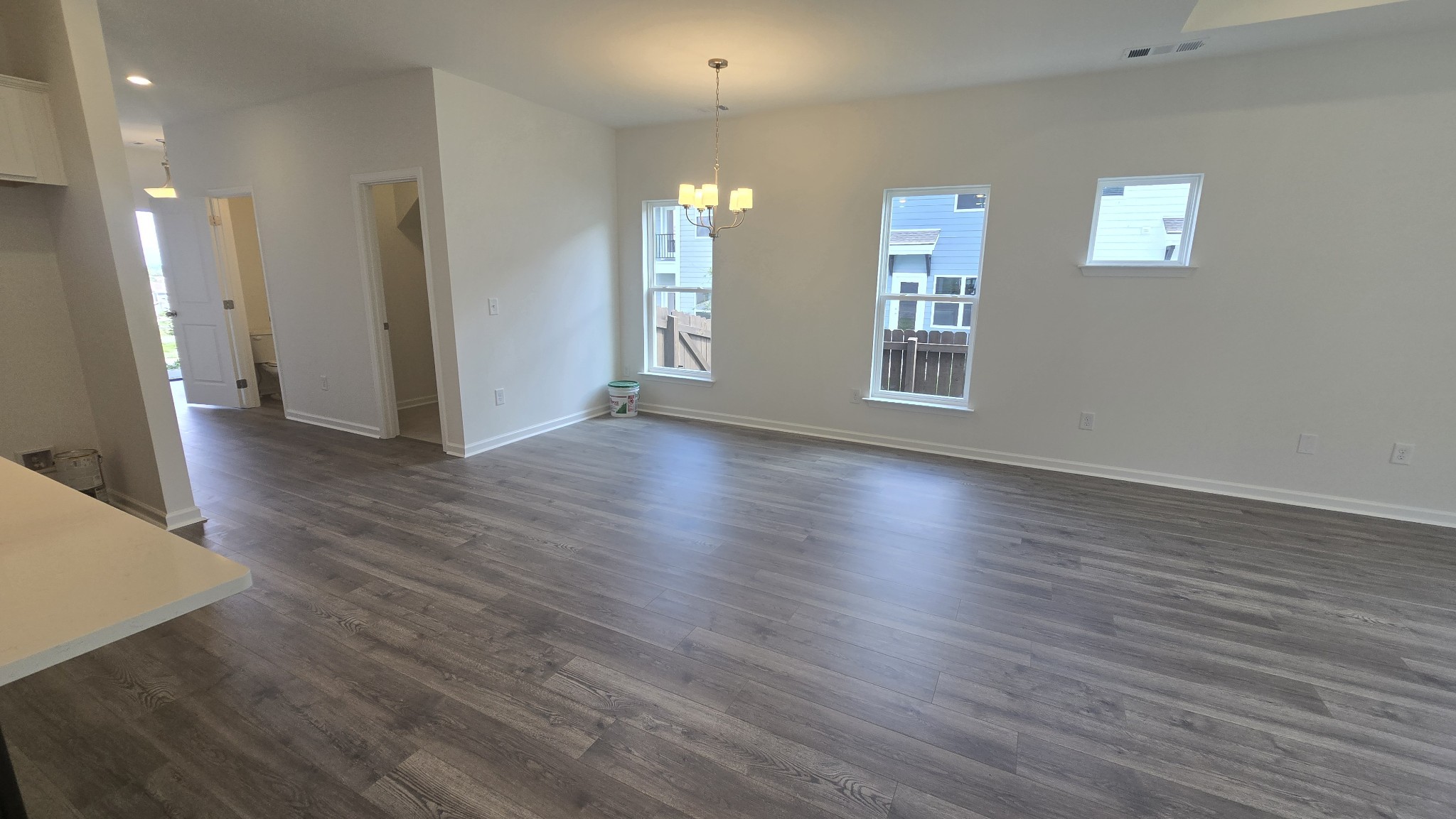 6104 Saxlingham Pl
