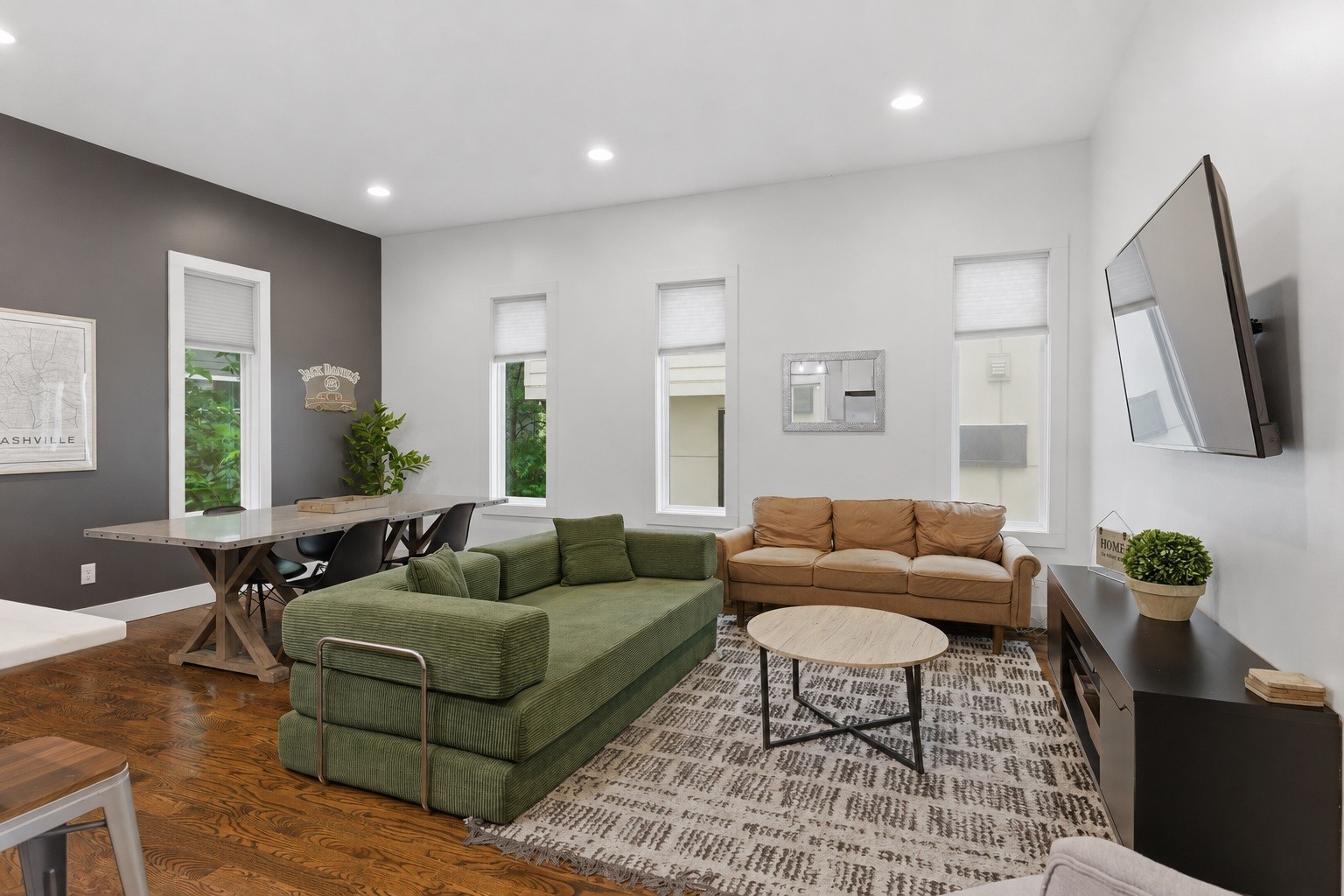 1083 Whites Creek Pike