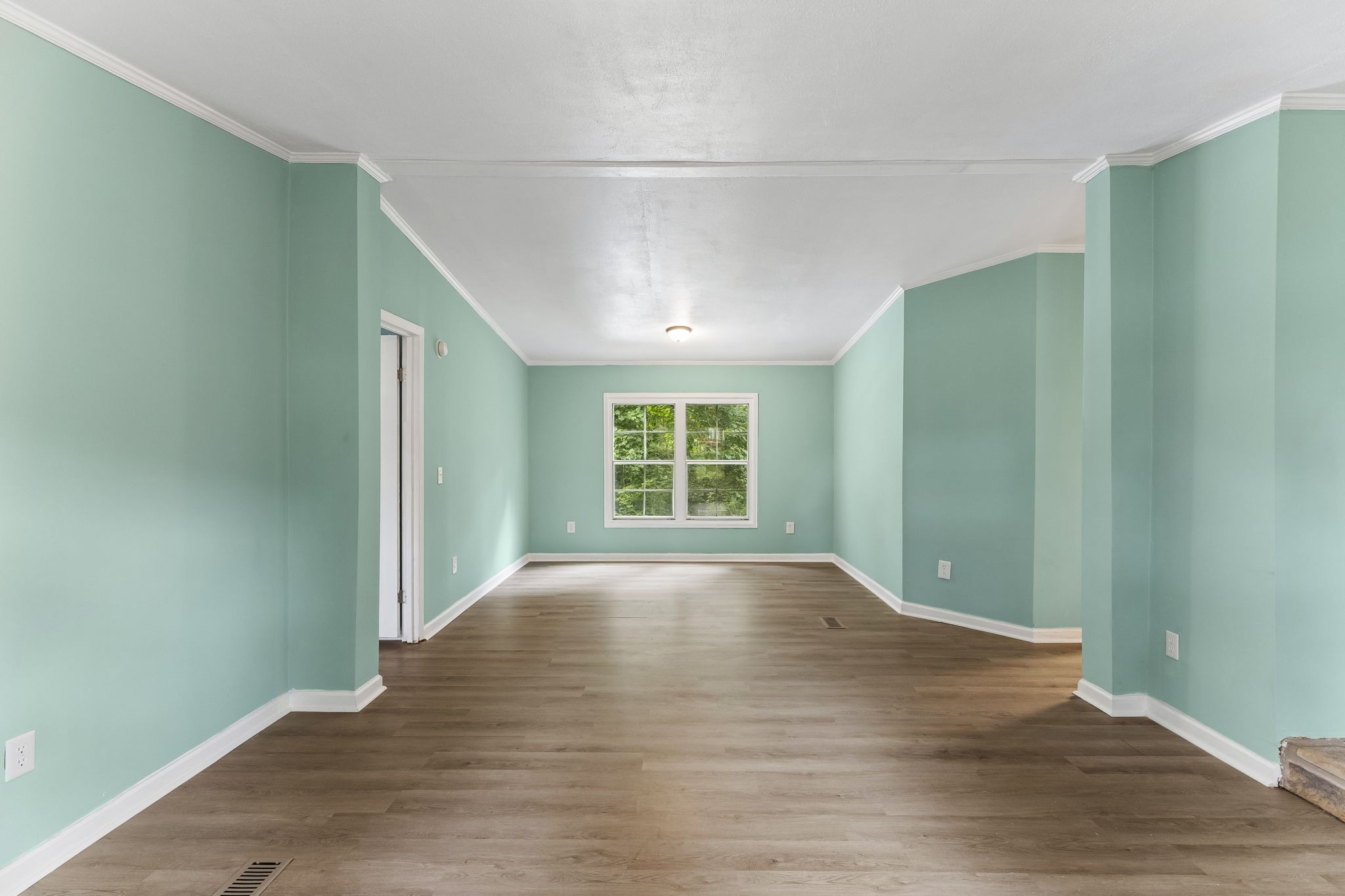 2145 Sowell Mill Pike