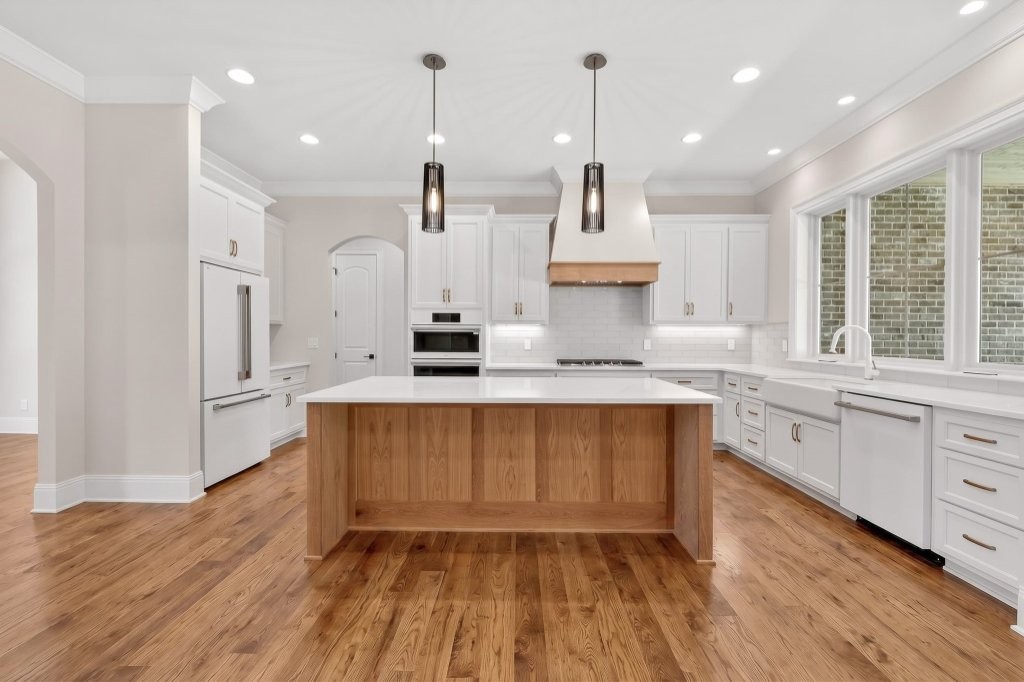 343 Riverbend Country Club Road