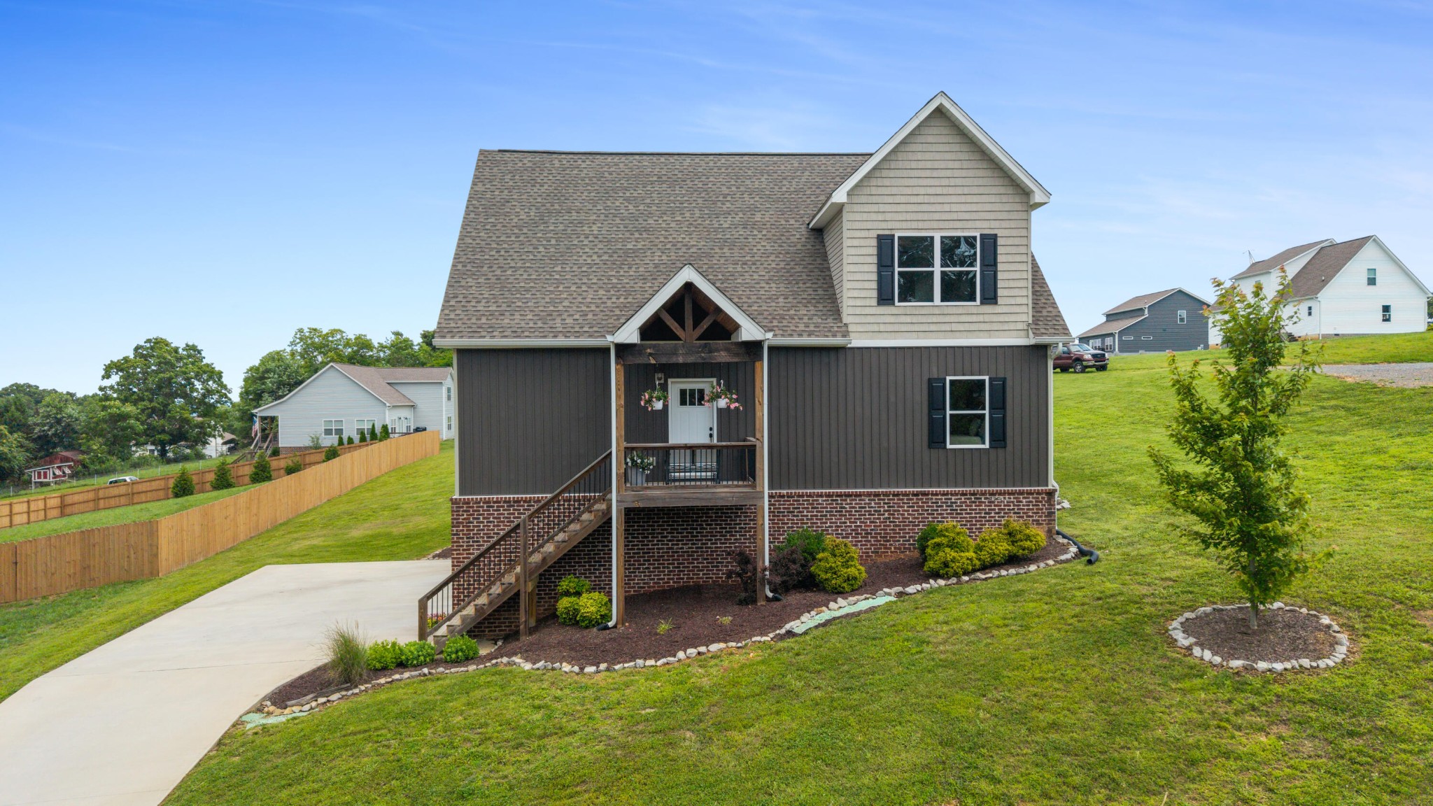 155 Surrey Lane, NE