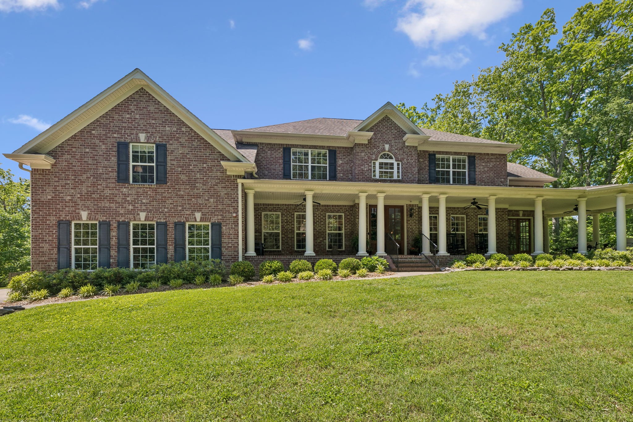 911 Bluff Rd