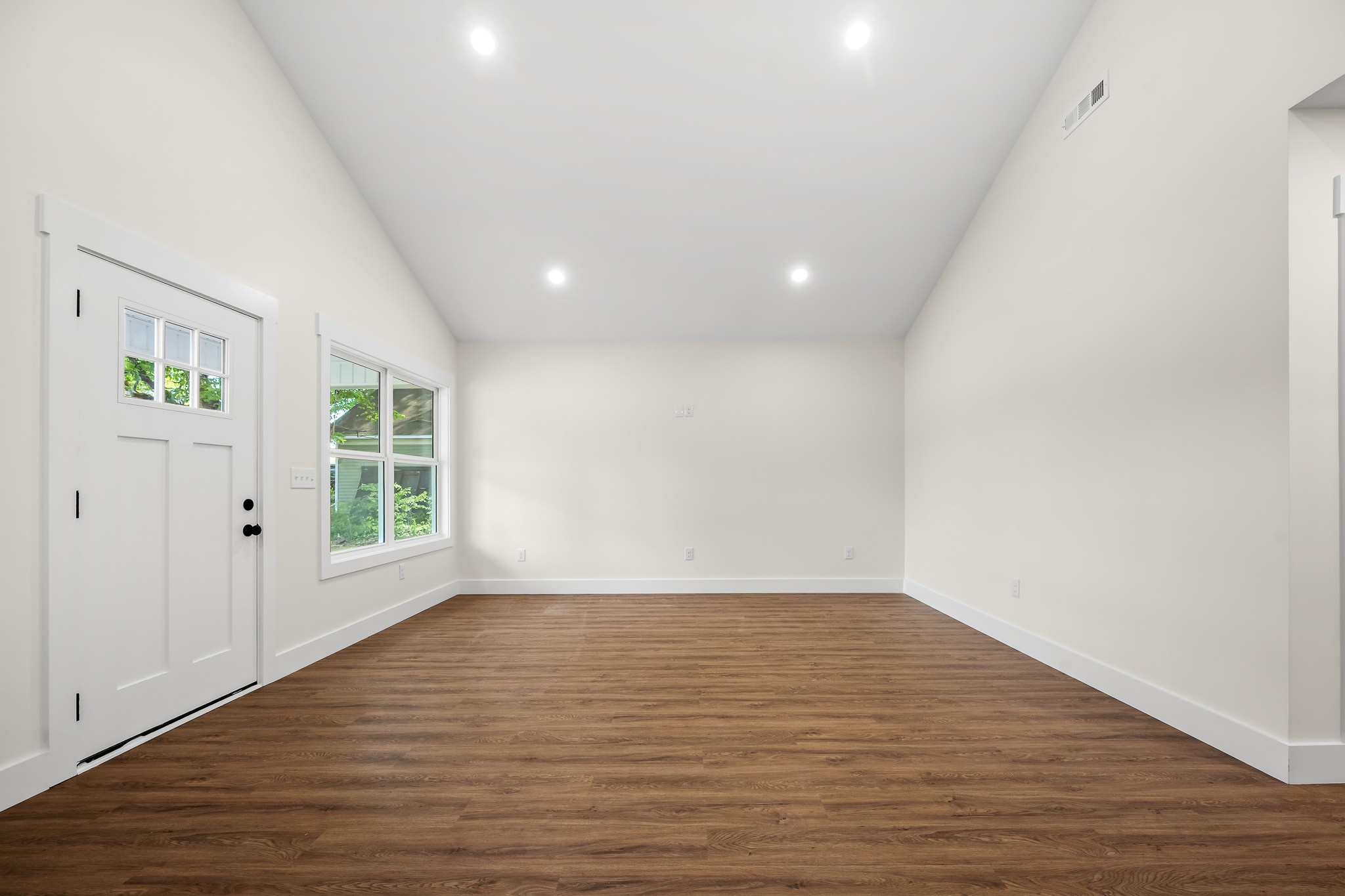 208 DECHERD STREET, W