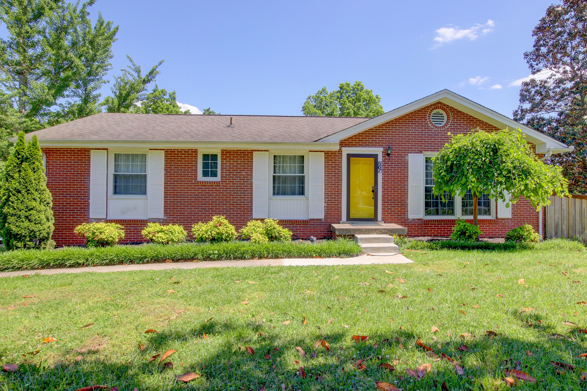 567 Chesterfield Dr