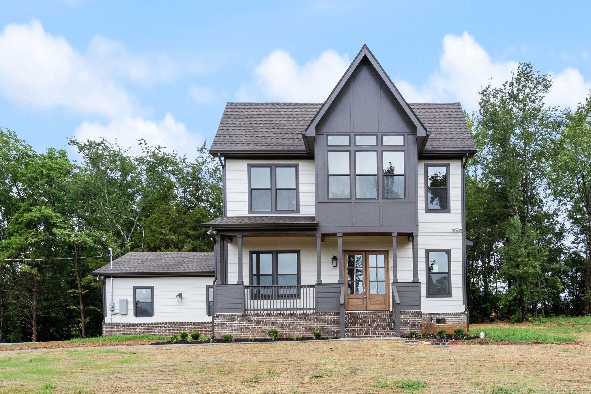 2731 Cave Springs Rd