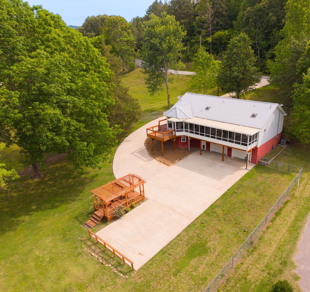 263 River Oaks Drive