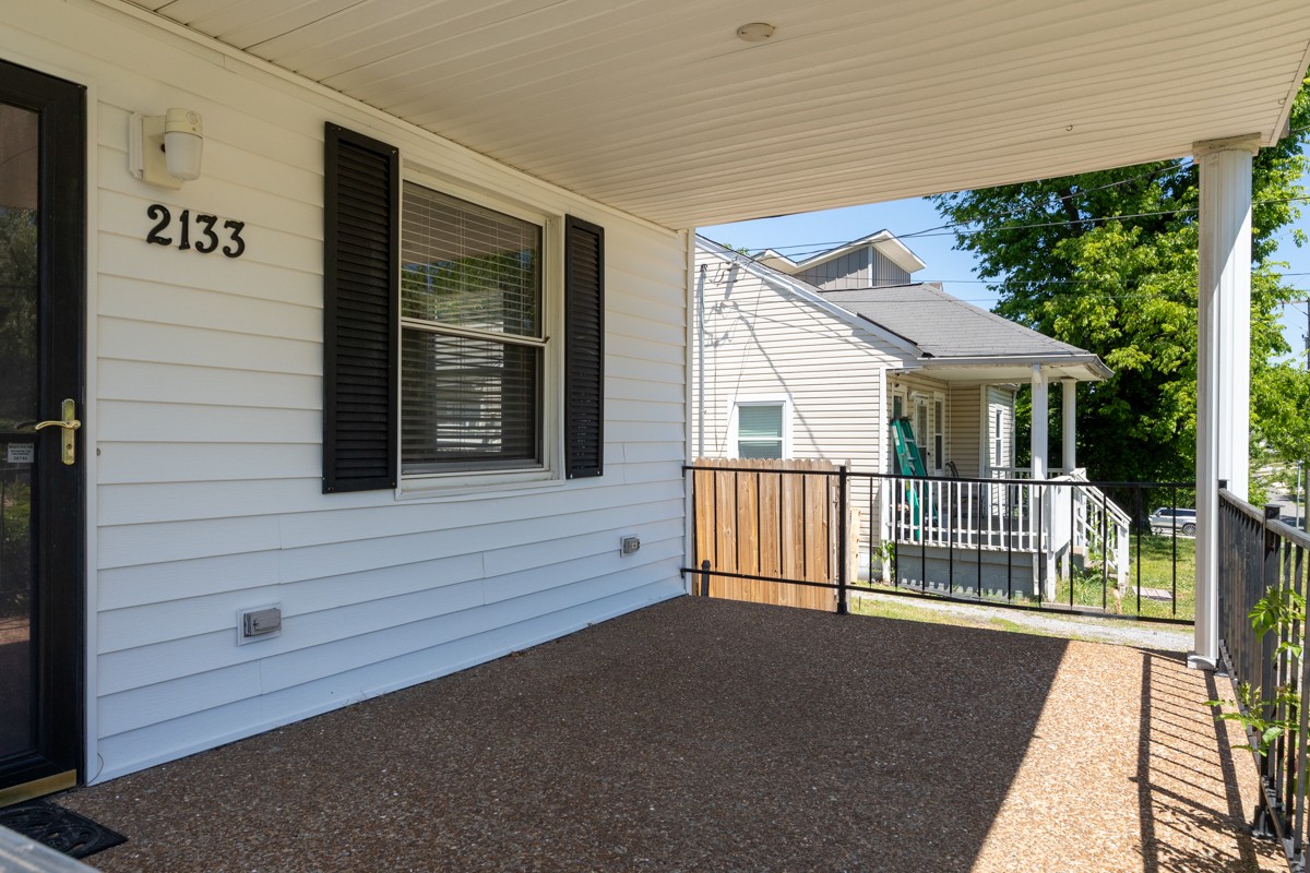 2133 Rosemary Ln