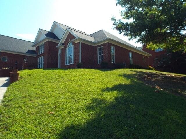 1951 Weston Hills Drive, NW