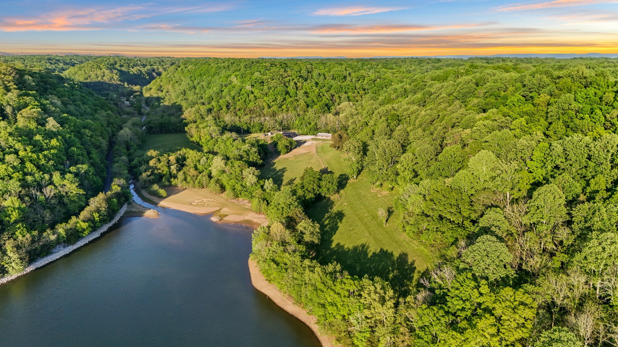 138 Cross Creek Dr