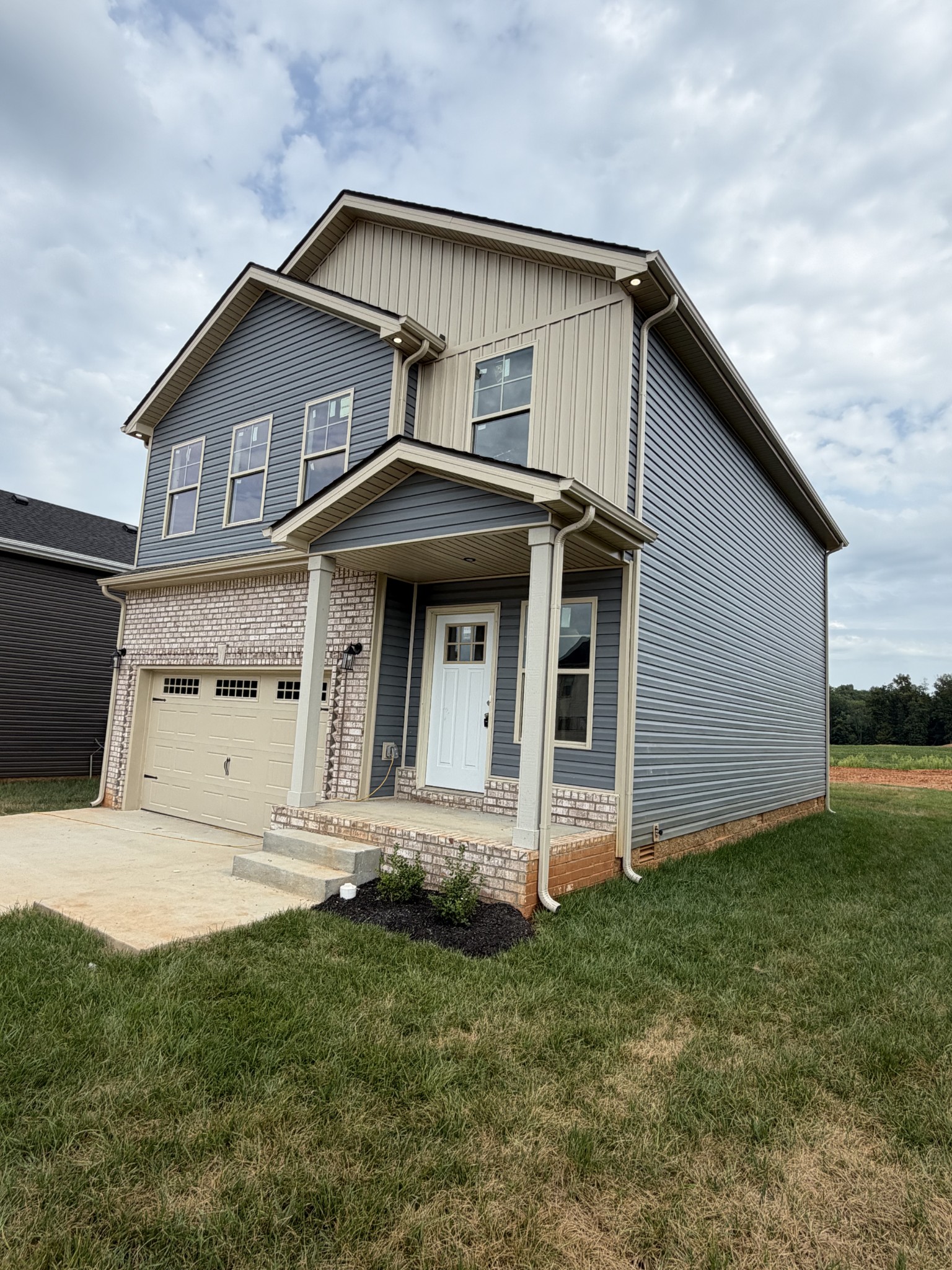 321 Cardinal Creek
