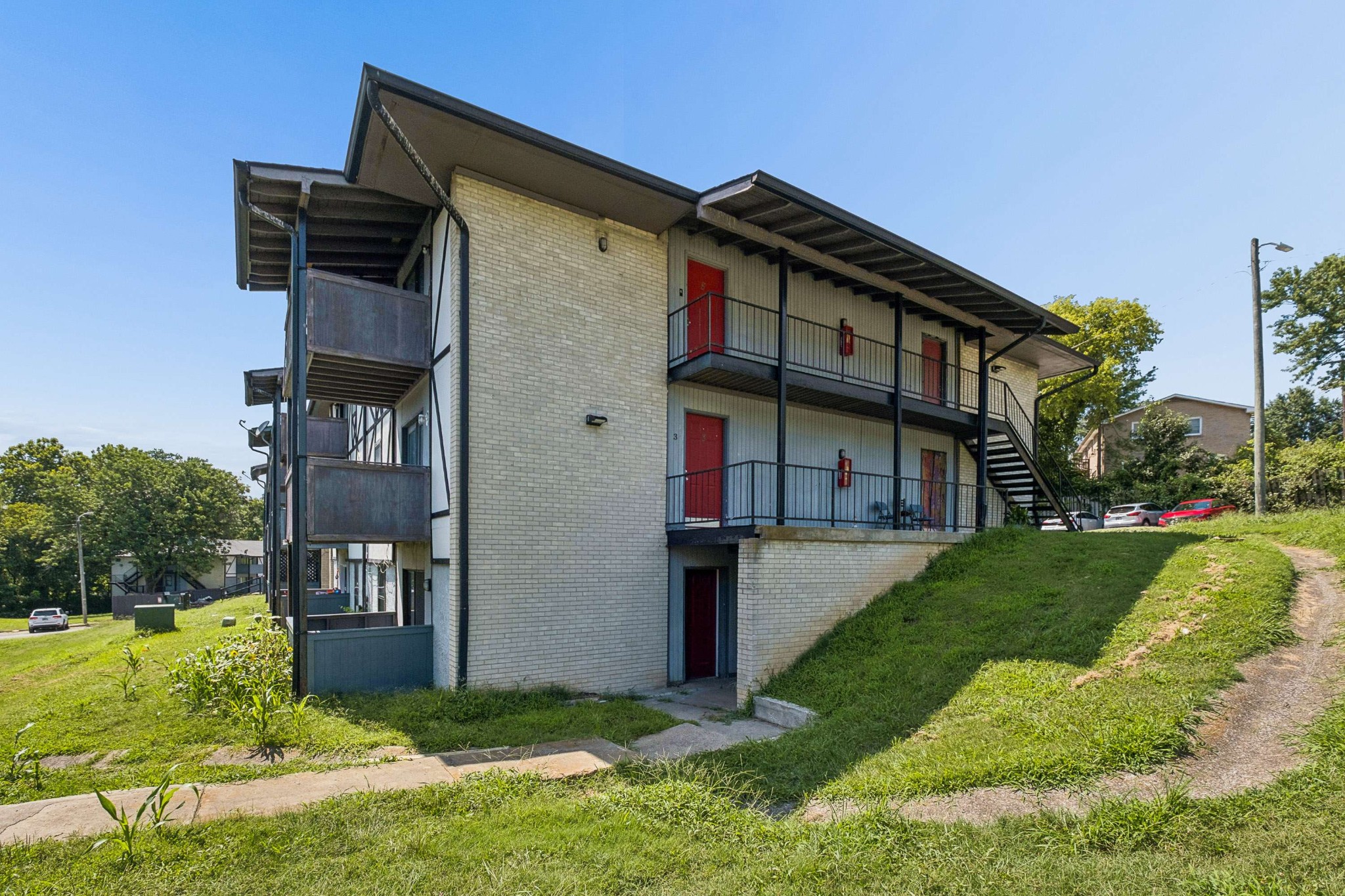 270 Tampa Dr