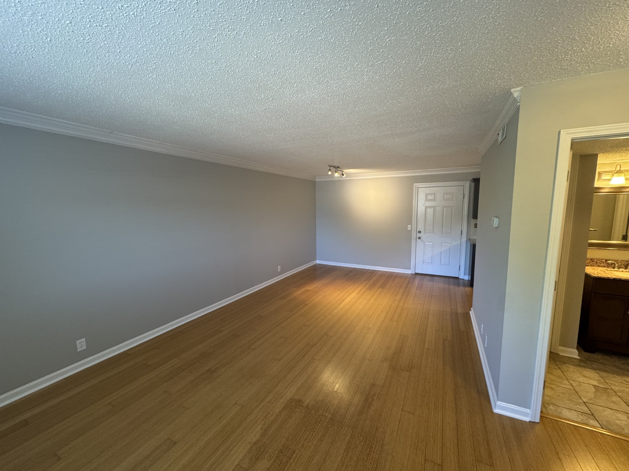 6680 Charlotte Pike