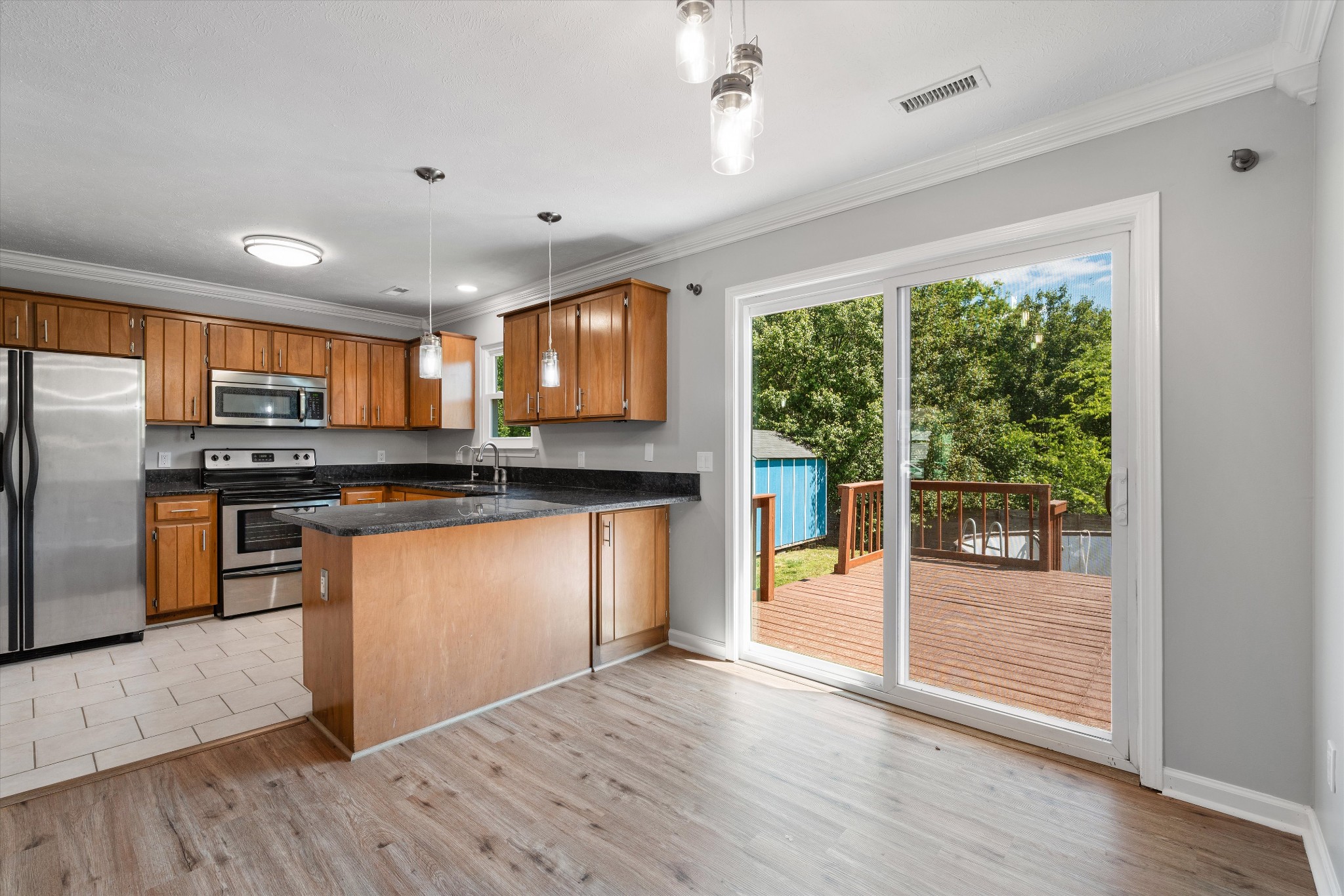 708 Post Oak Dr
