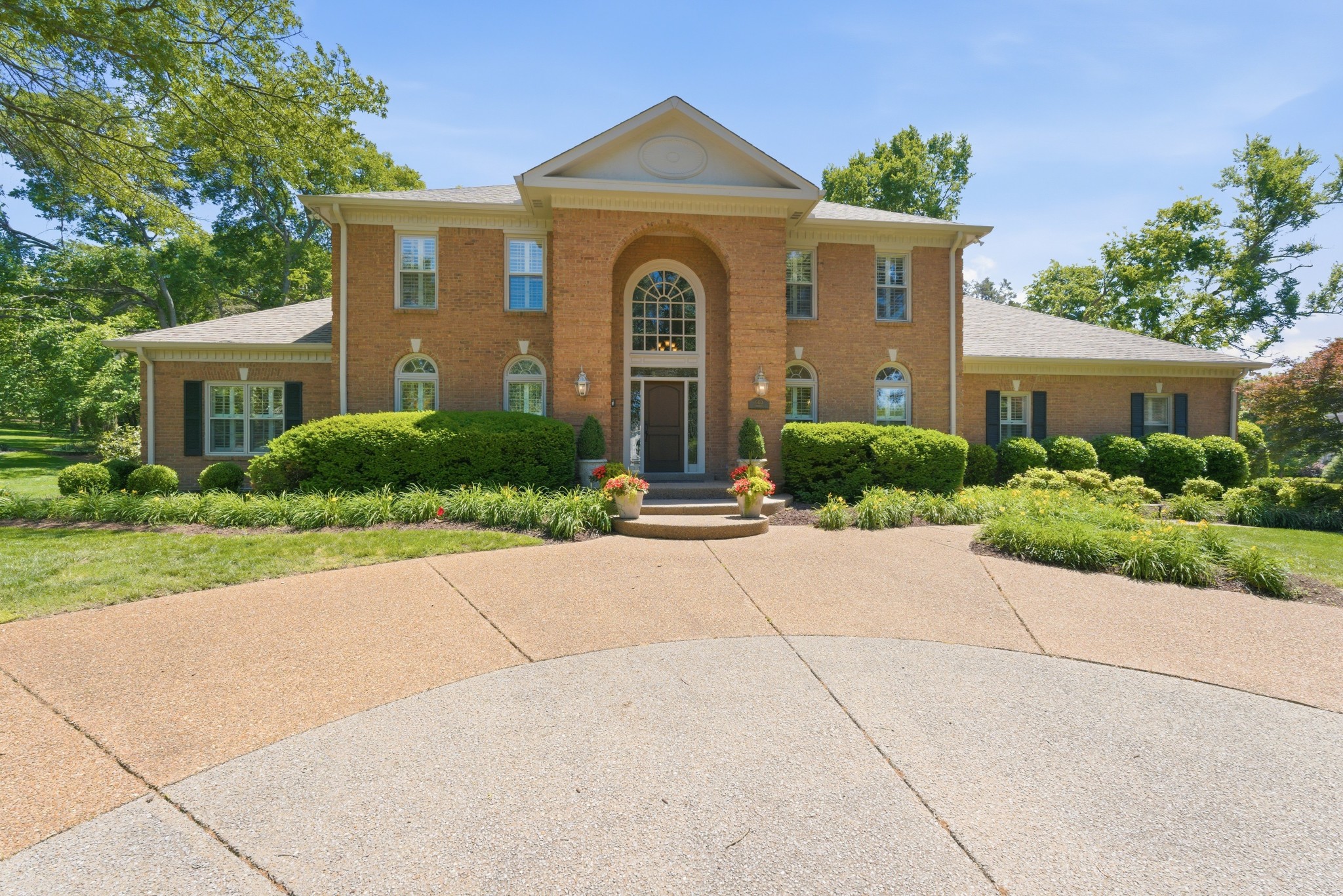9102 E Cambridge Ct