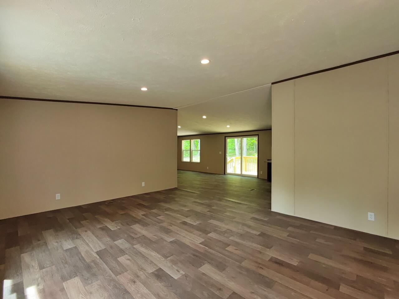 321 Lakeside Drive