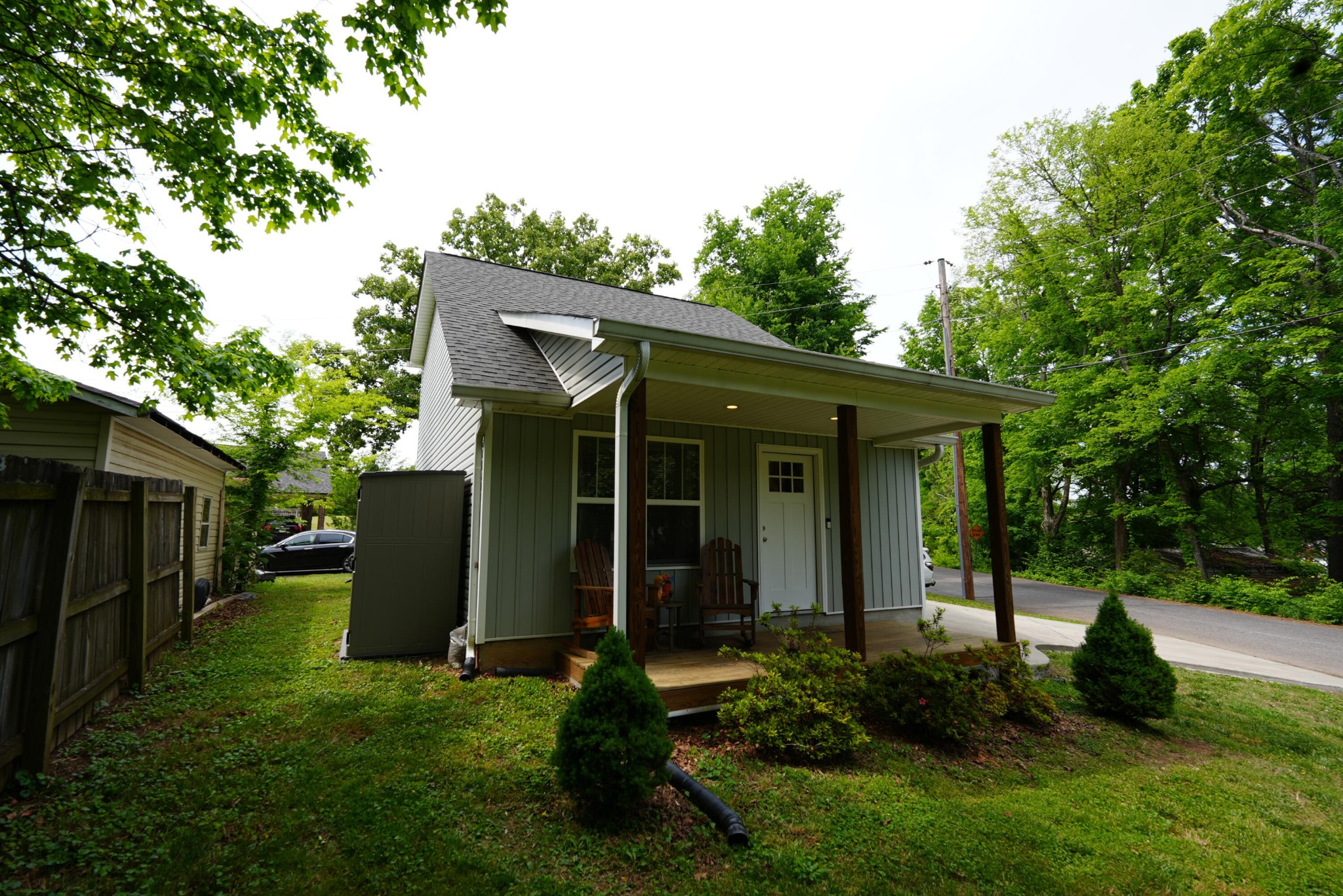 411 Barpen Street, NW