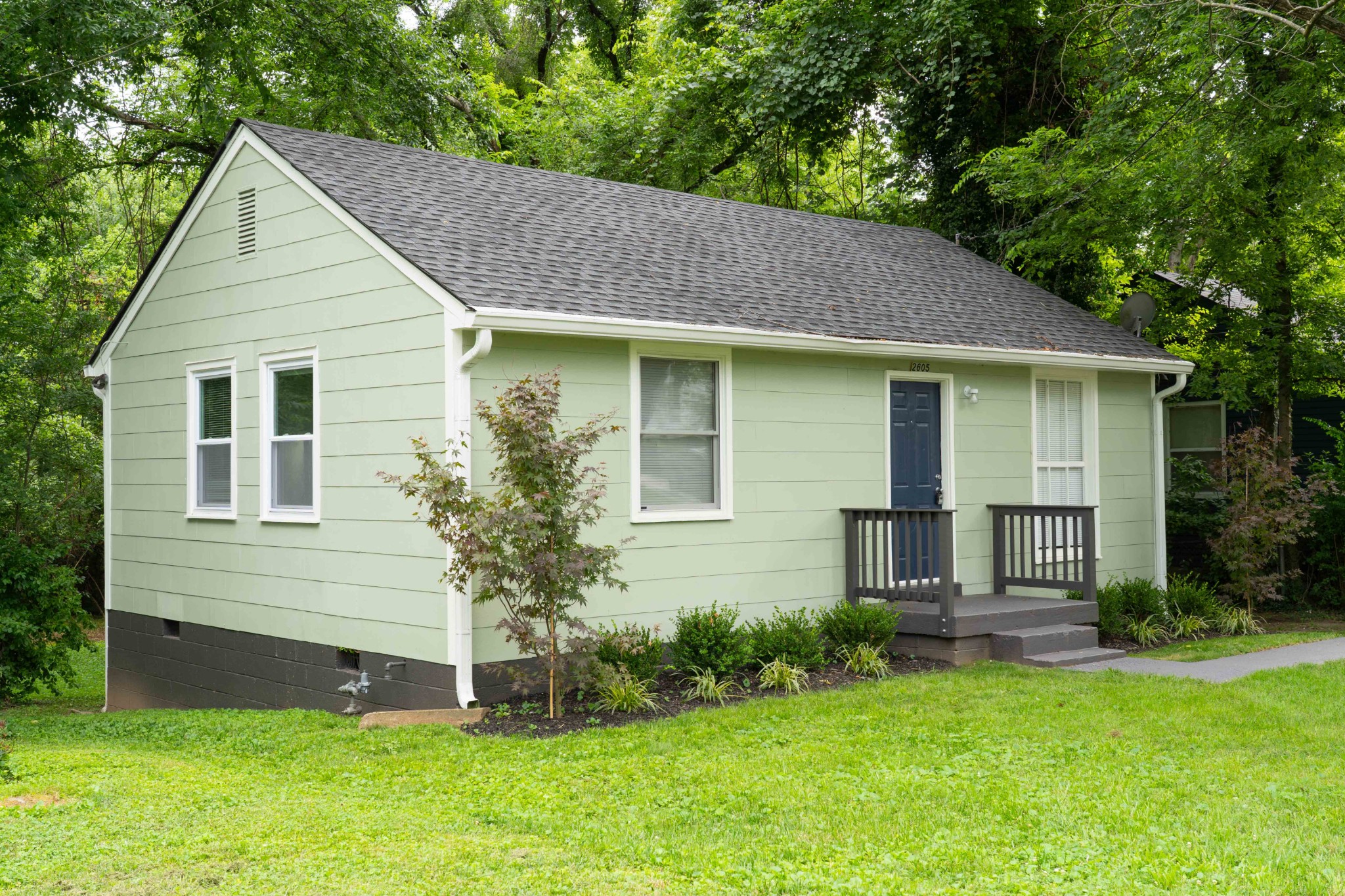 2605 Delk Ave