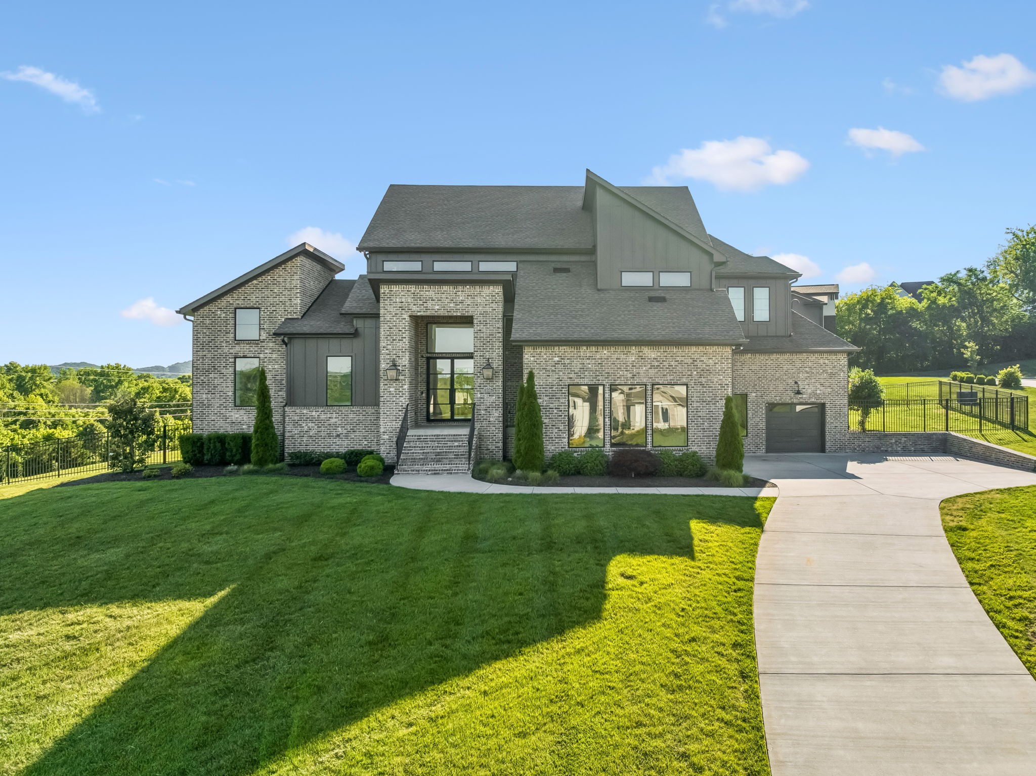 1005 Heights Blvd