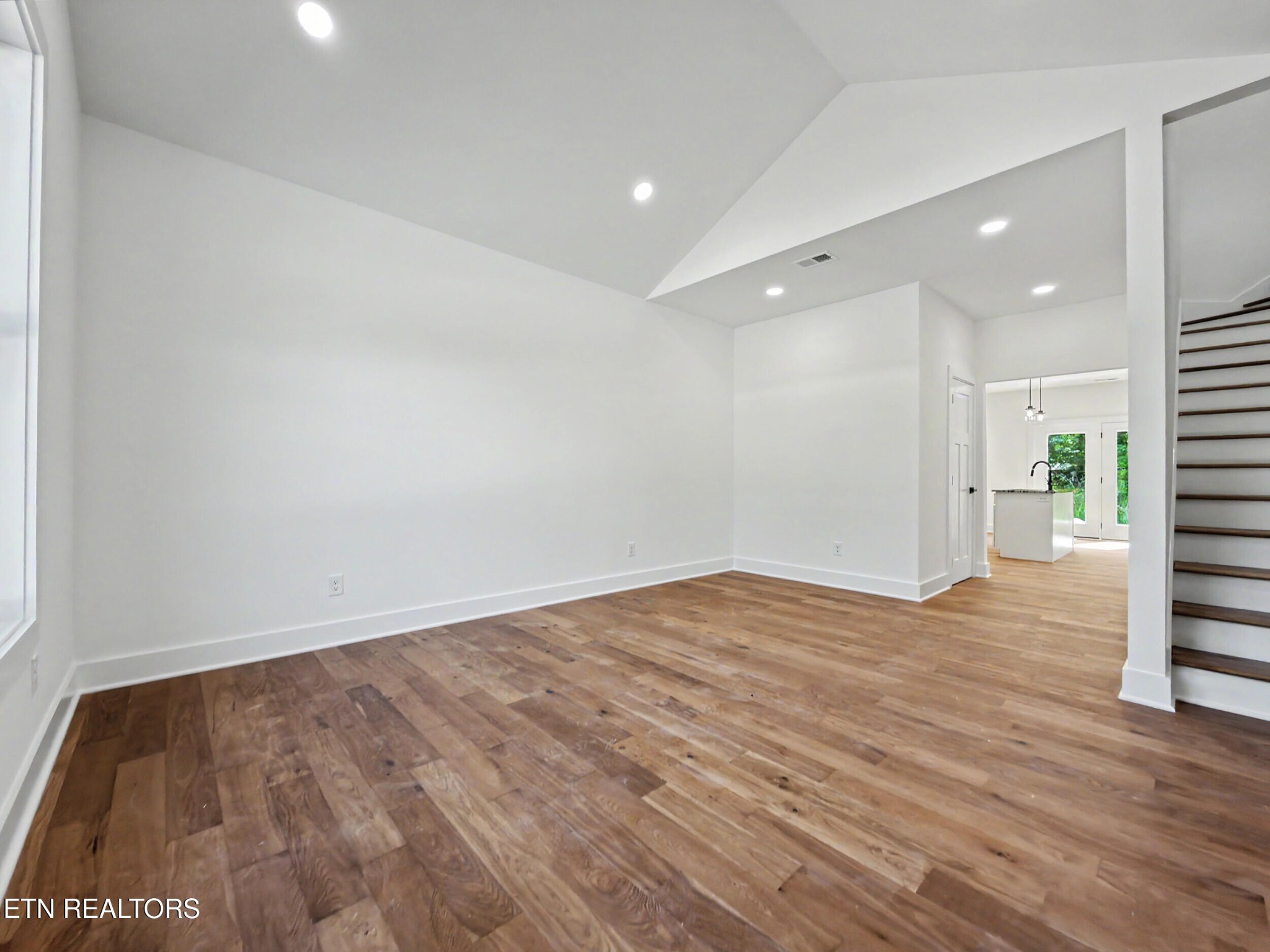5317 Arza Lane