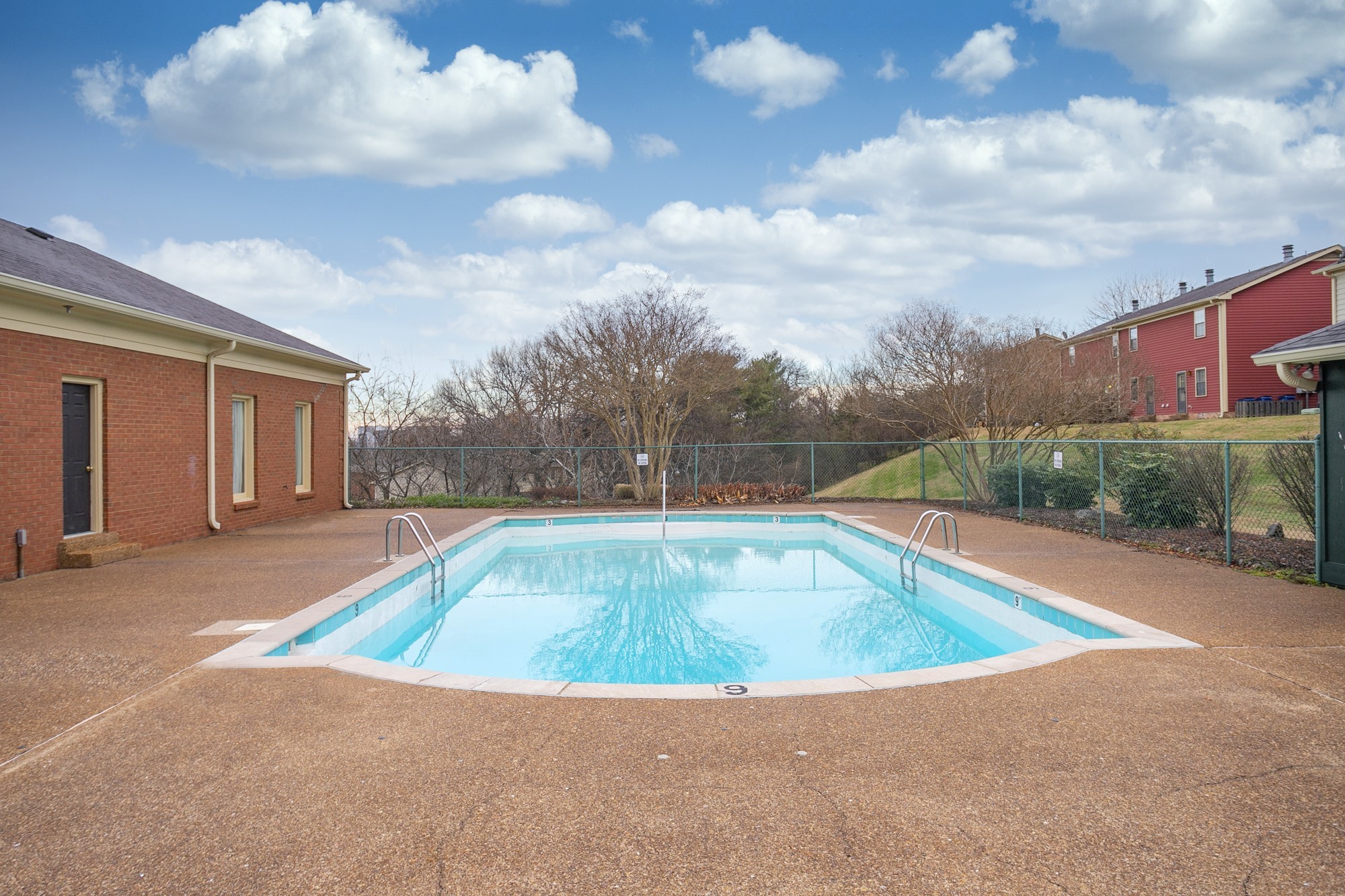5811 Brentwood Trce