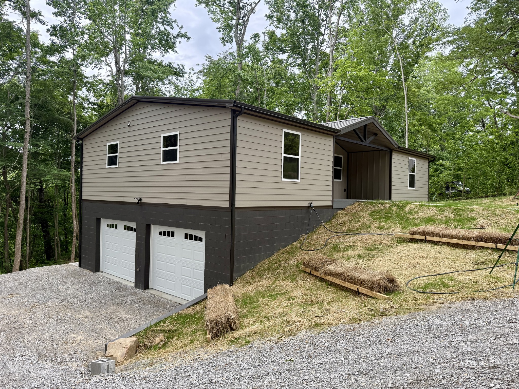 484 Spencer Dr