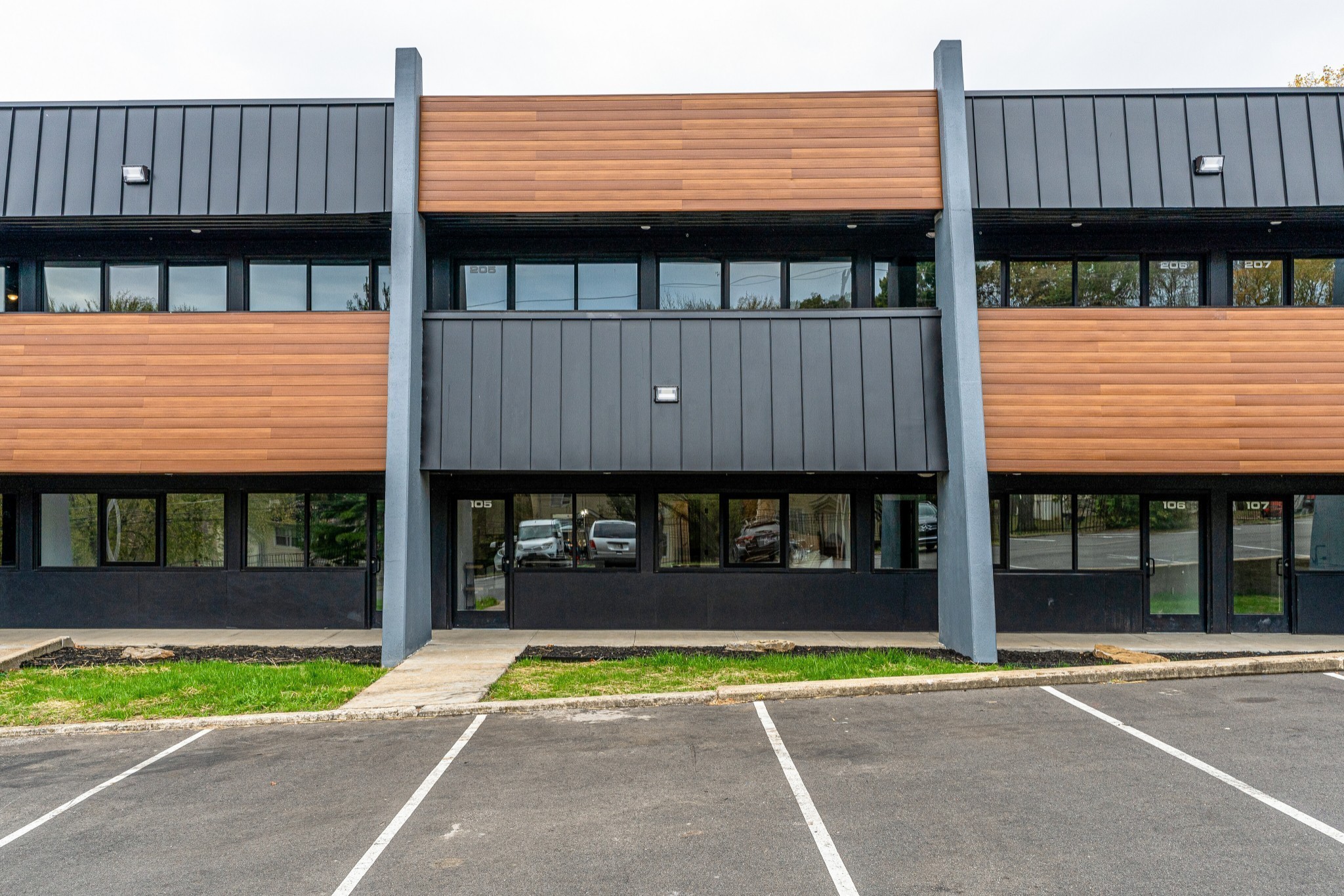 295 Plus Park Blvd