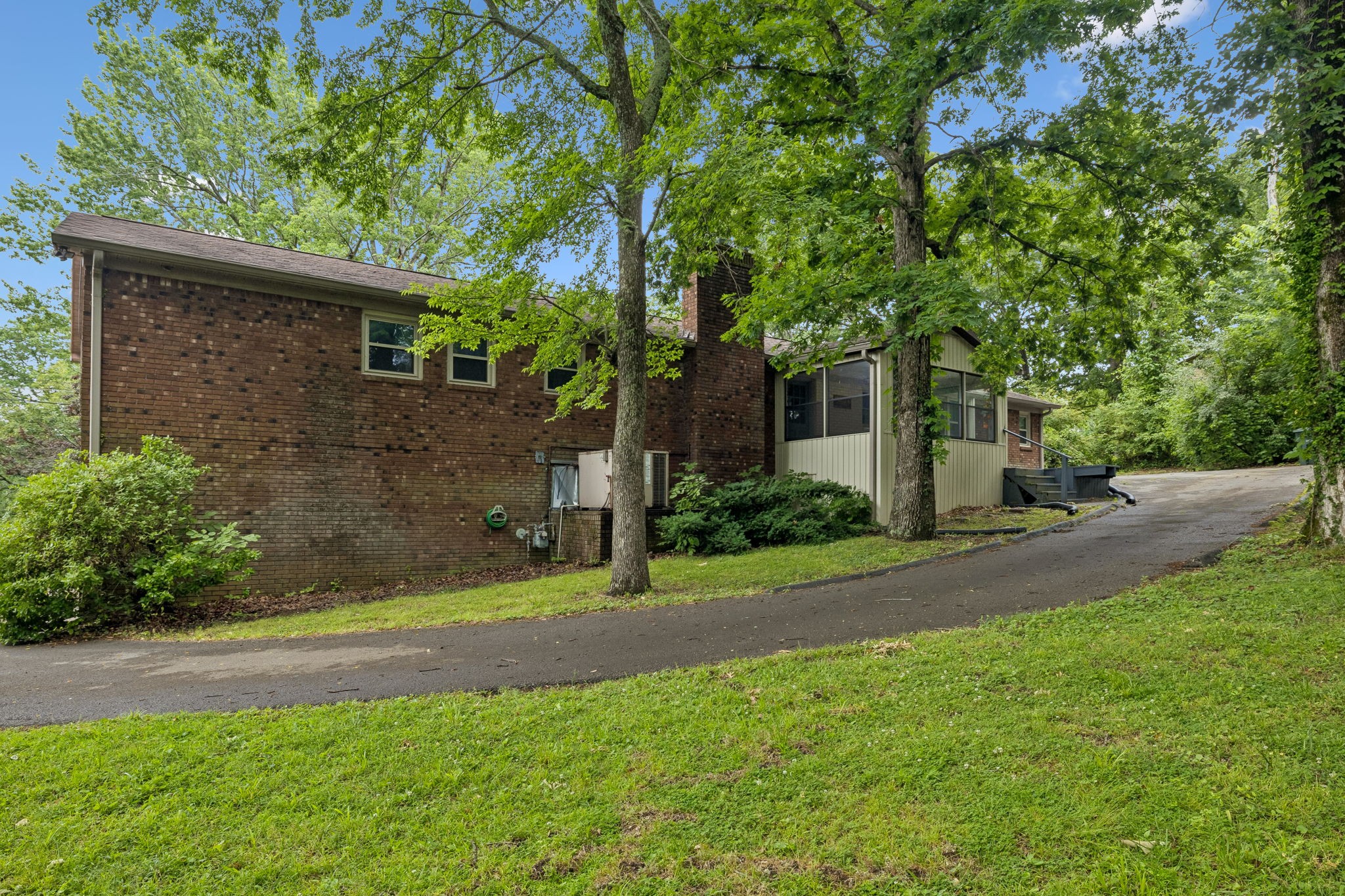 308 Adams Ave