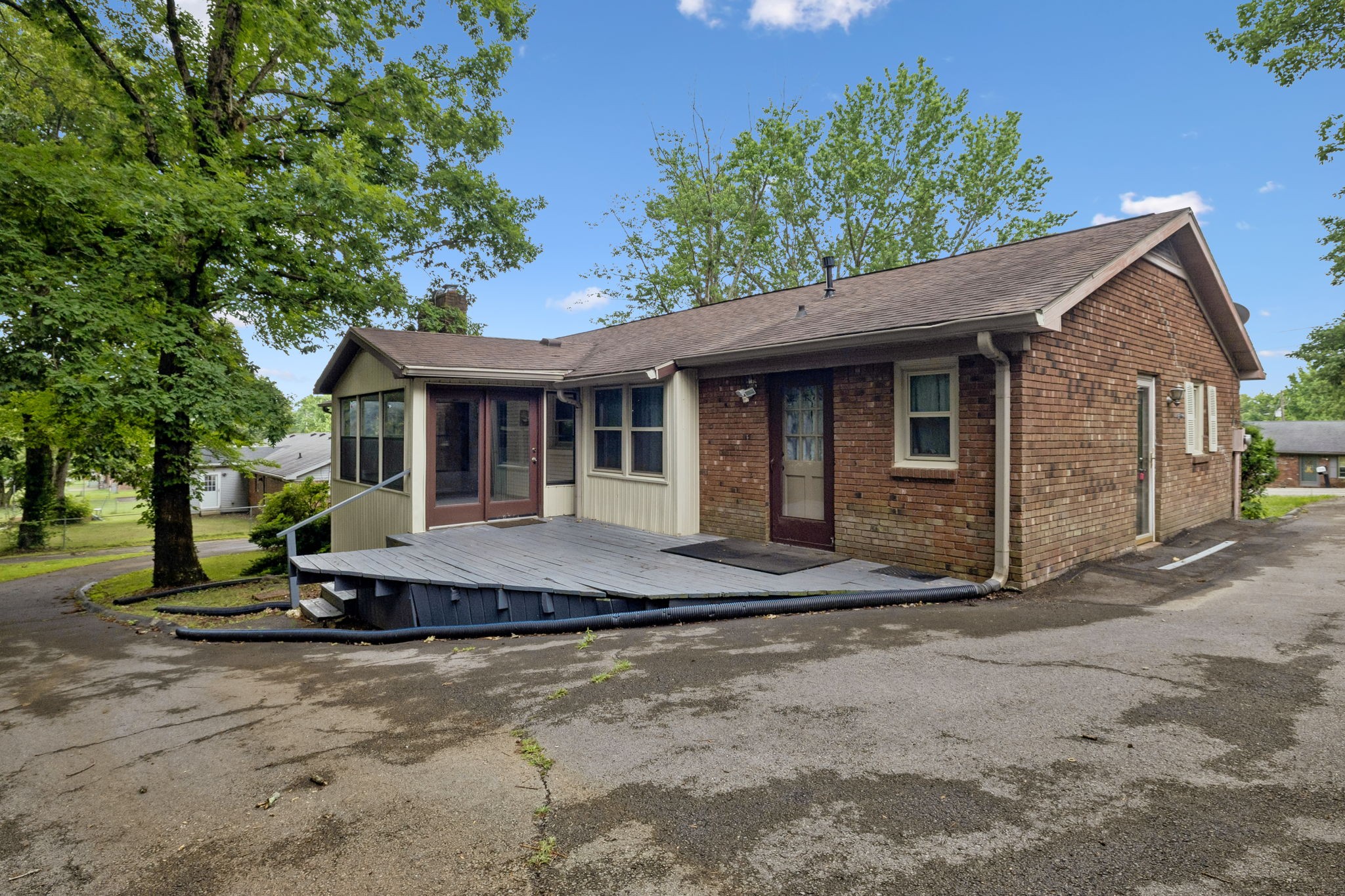 308 Adams Ave